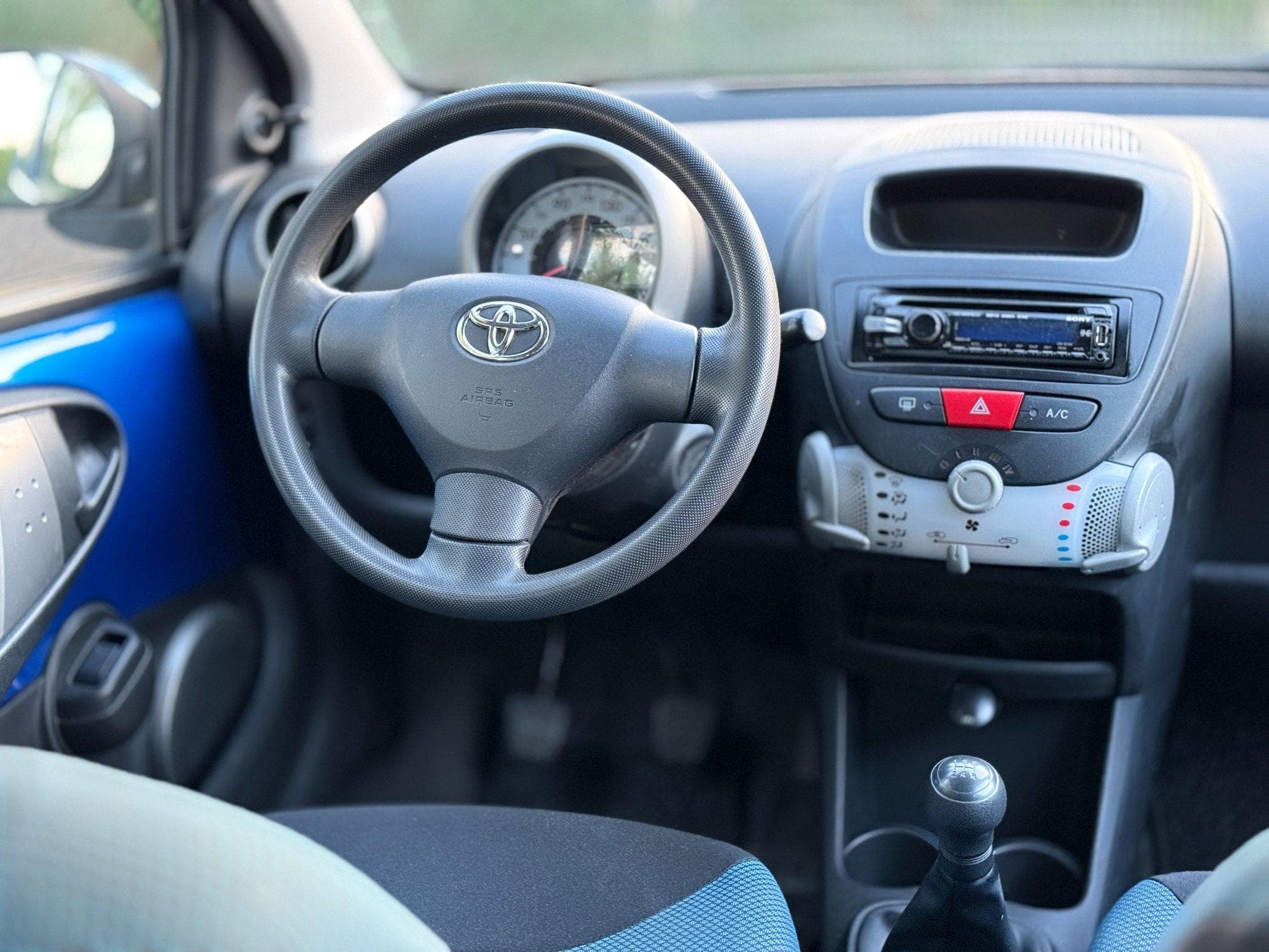 Toyota Aygo 1.0 (2012) - Photo 13