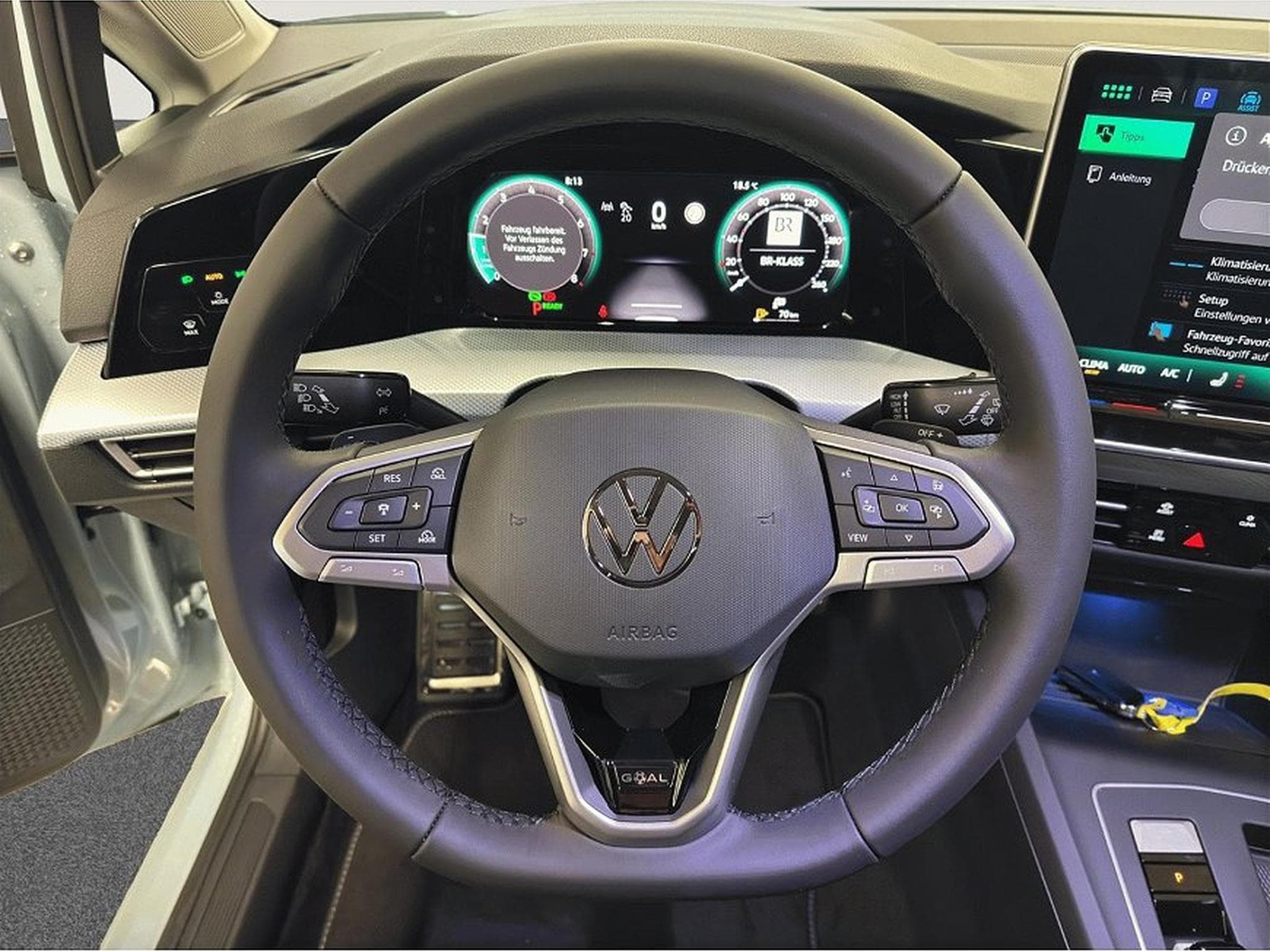 VW Golf (2025) - Photo 10