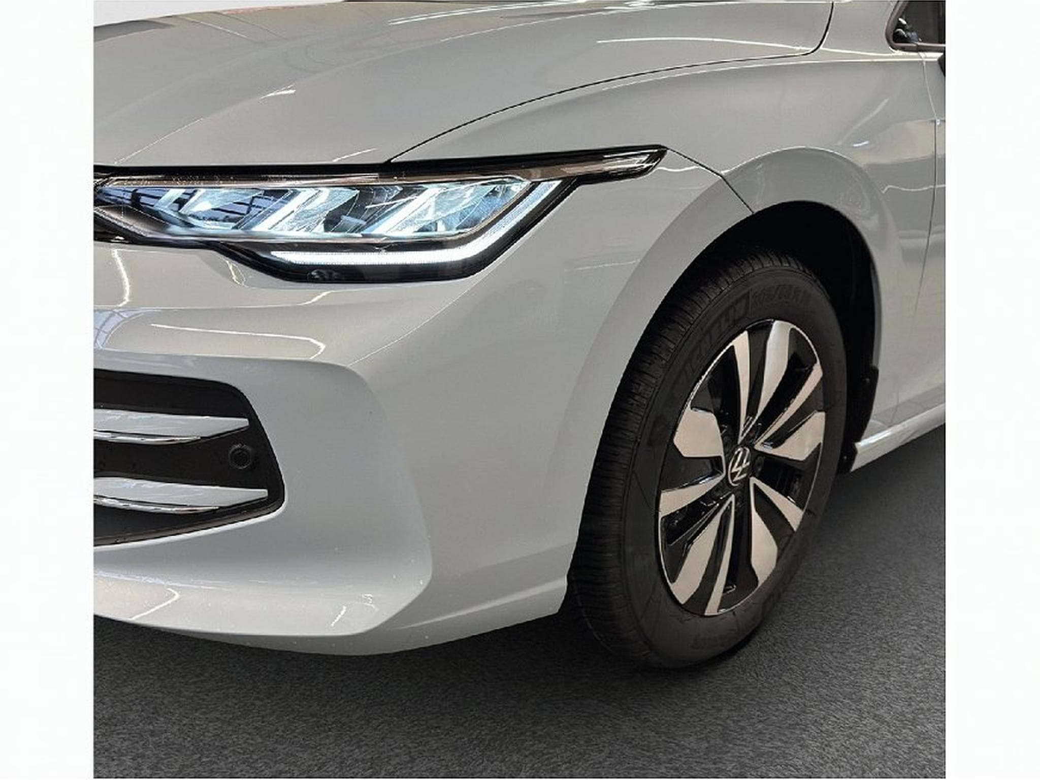 VW Golf (2025) - Photo 20