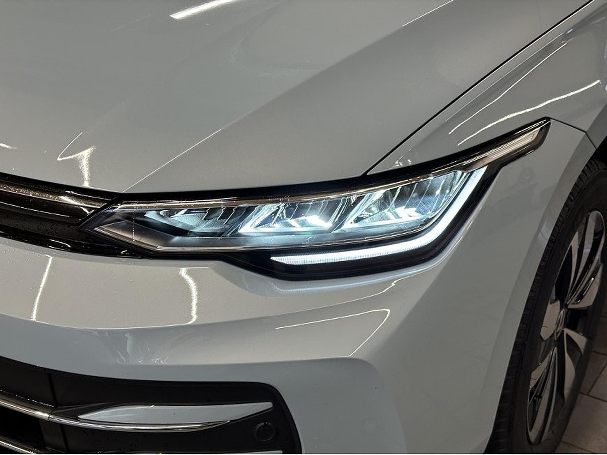 VW Golf (2025) - Photo 22