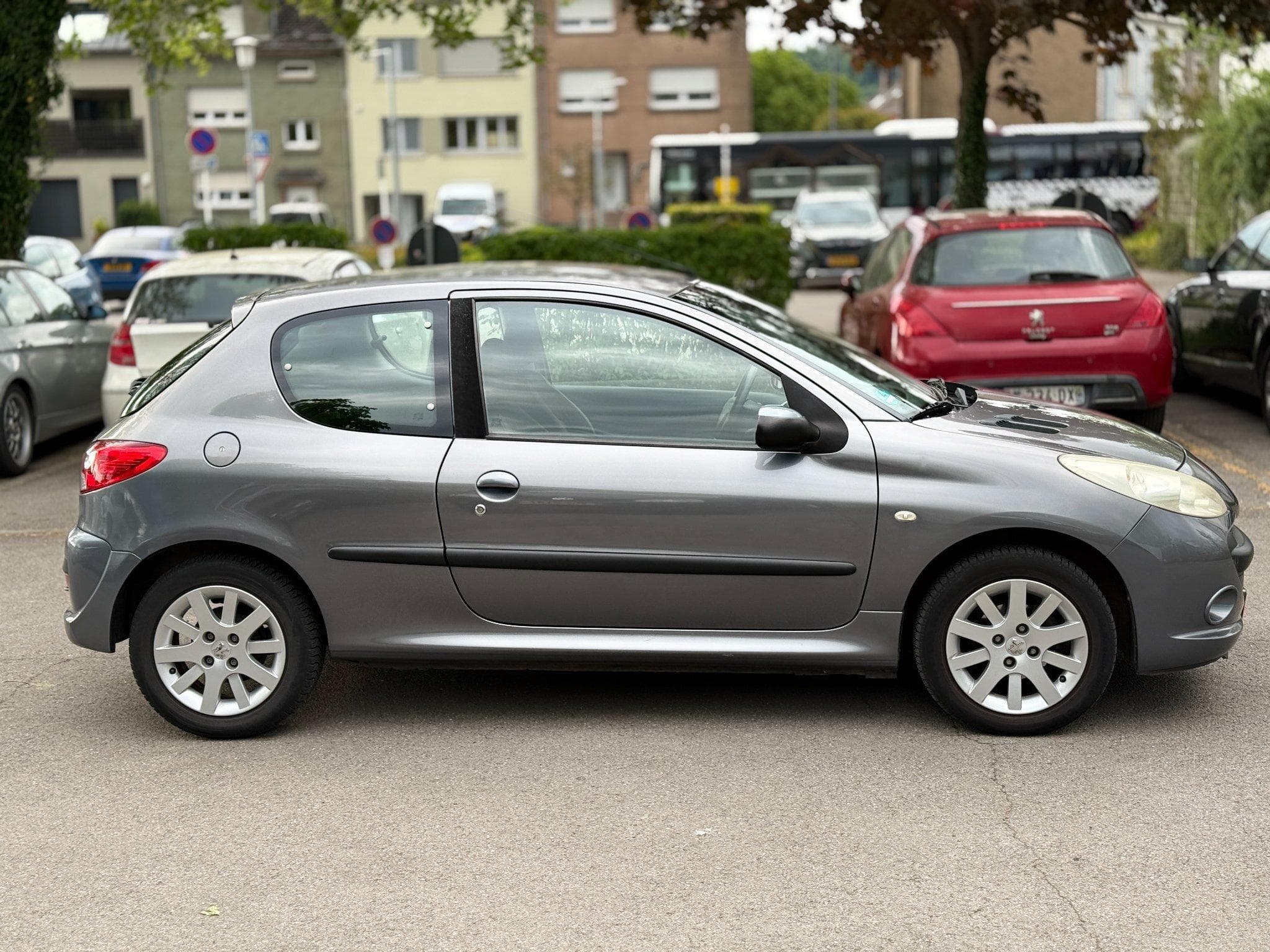 Peugeot 206+ 1.4 (2009) - Photo 8