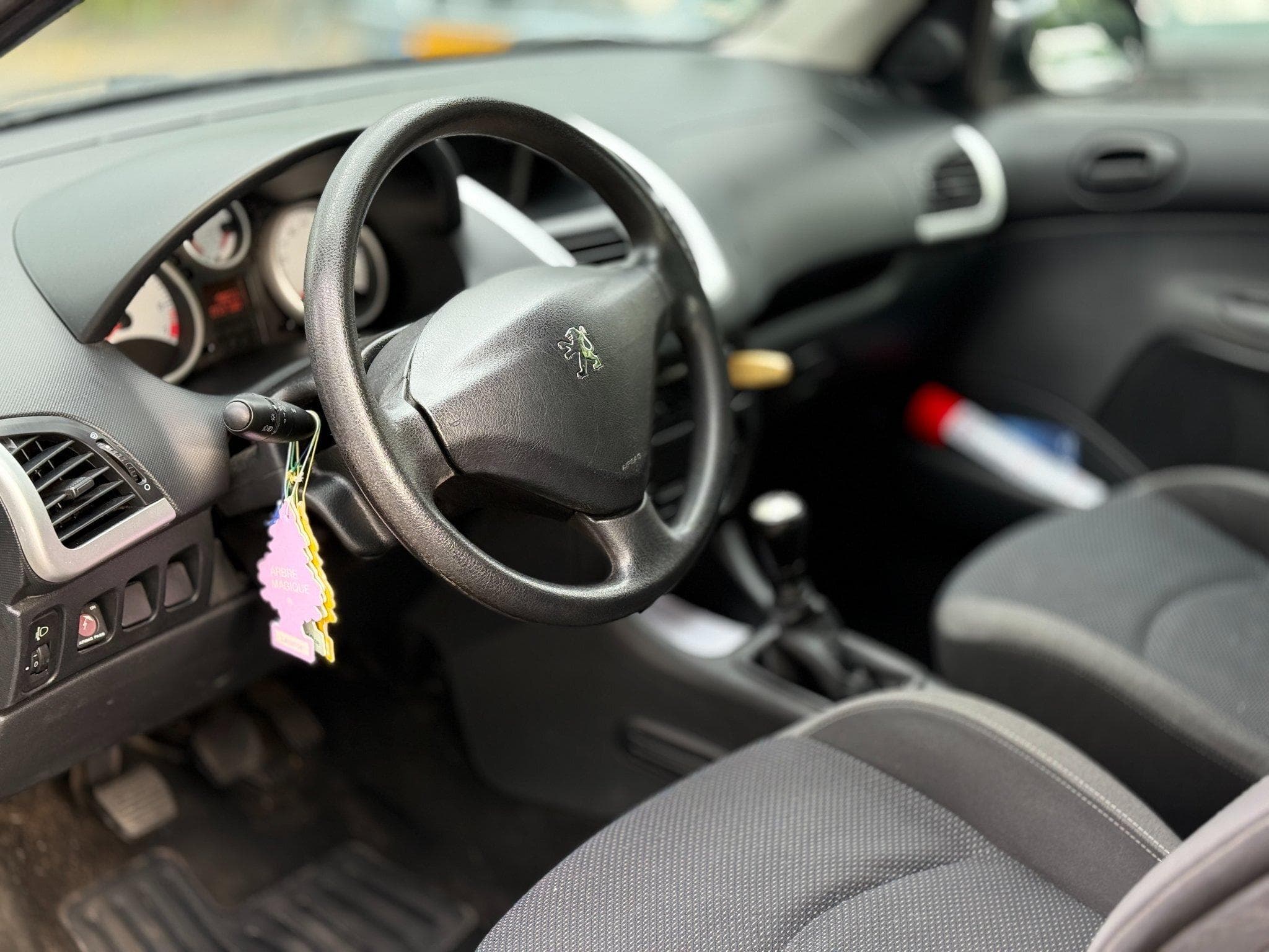 Peugeot 206+ 1.4 (2009) - Photo 10