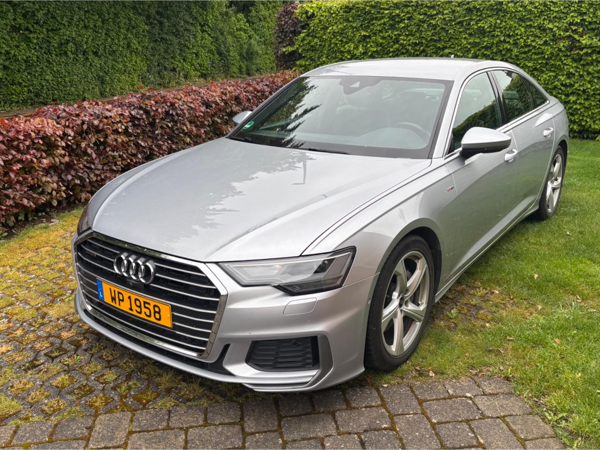 Audi A6 S-line (2021) - Photo 1