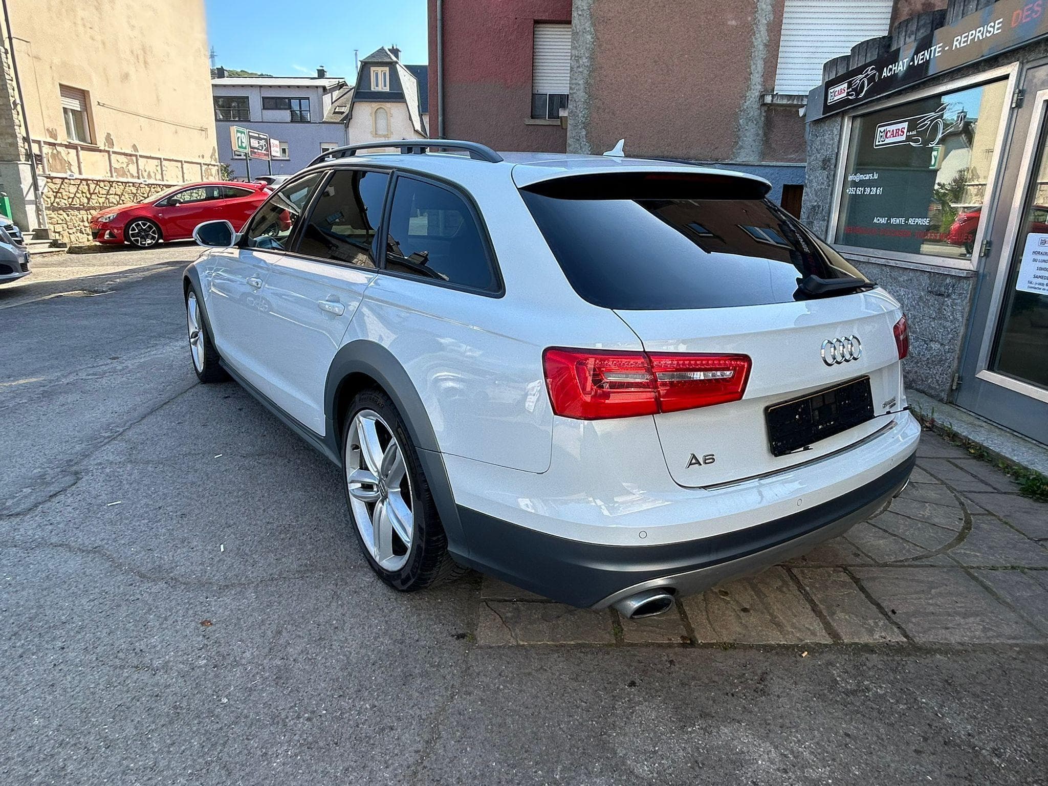 Audi A6 3.0 TDI ALLROAD AUTOMATIQUE (2014) - Photo 2
