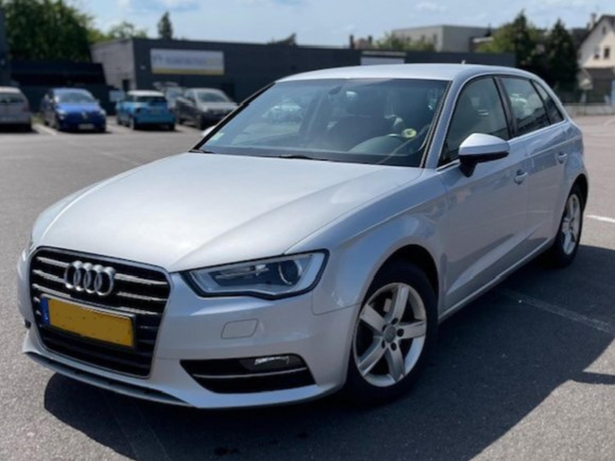 Audi A3 Ambition Luxe (2013) - Photo 1