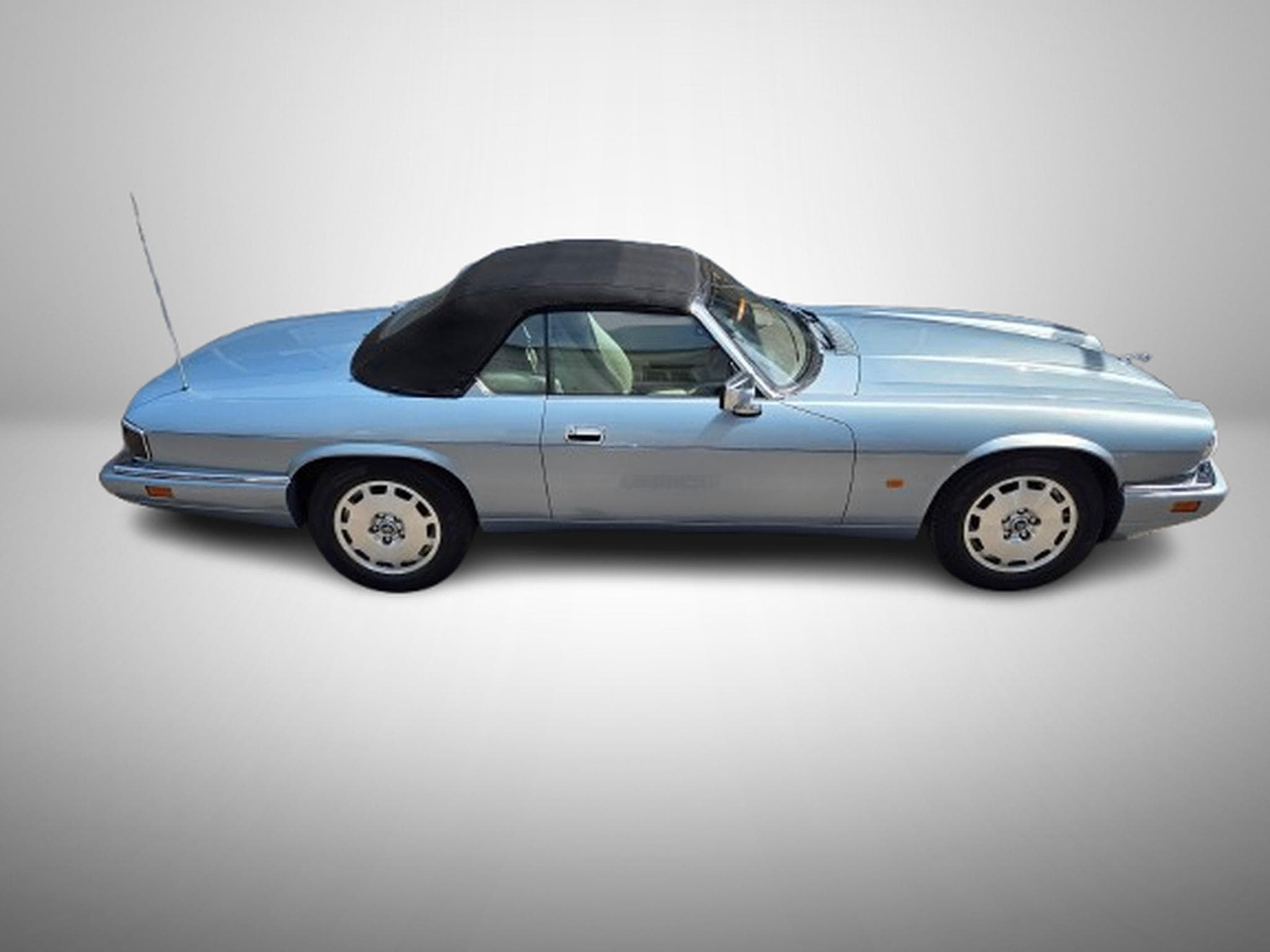 Jaguar XJSC Célébration 4.0 BVA 231 cv (1995) - Photo 4