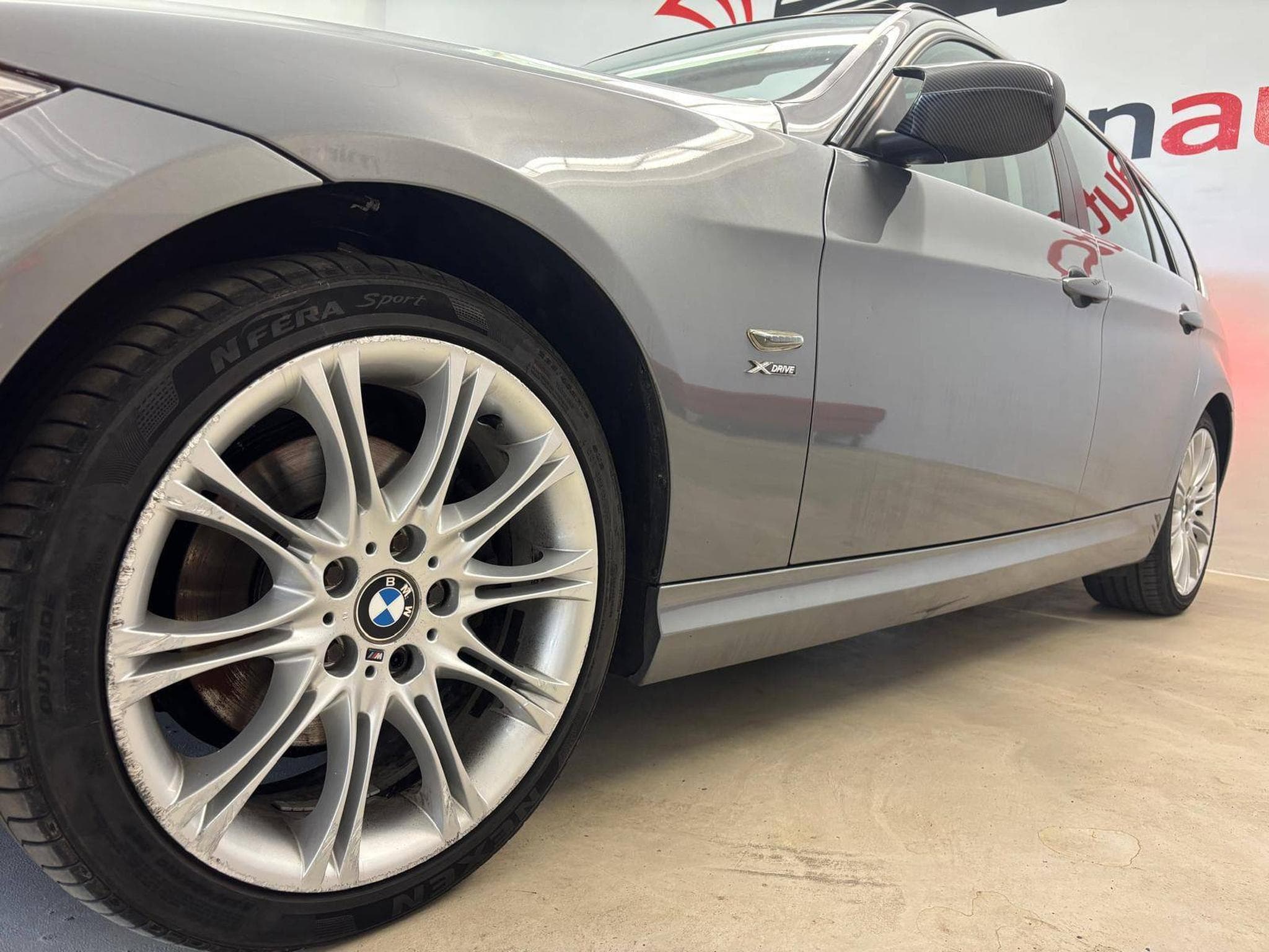 BMW 320 xDrive (2012) - Foto 7
