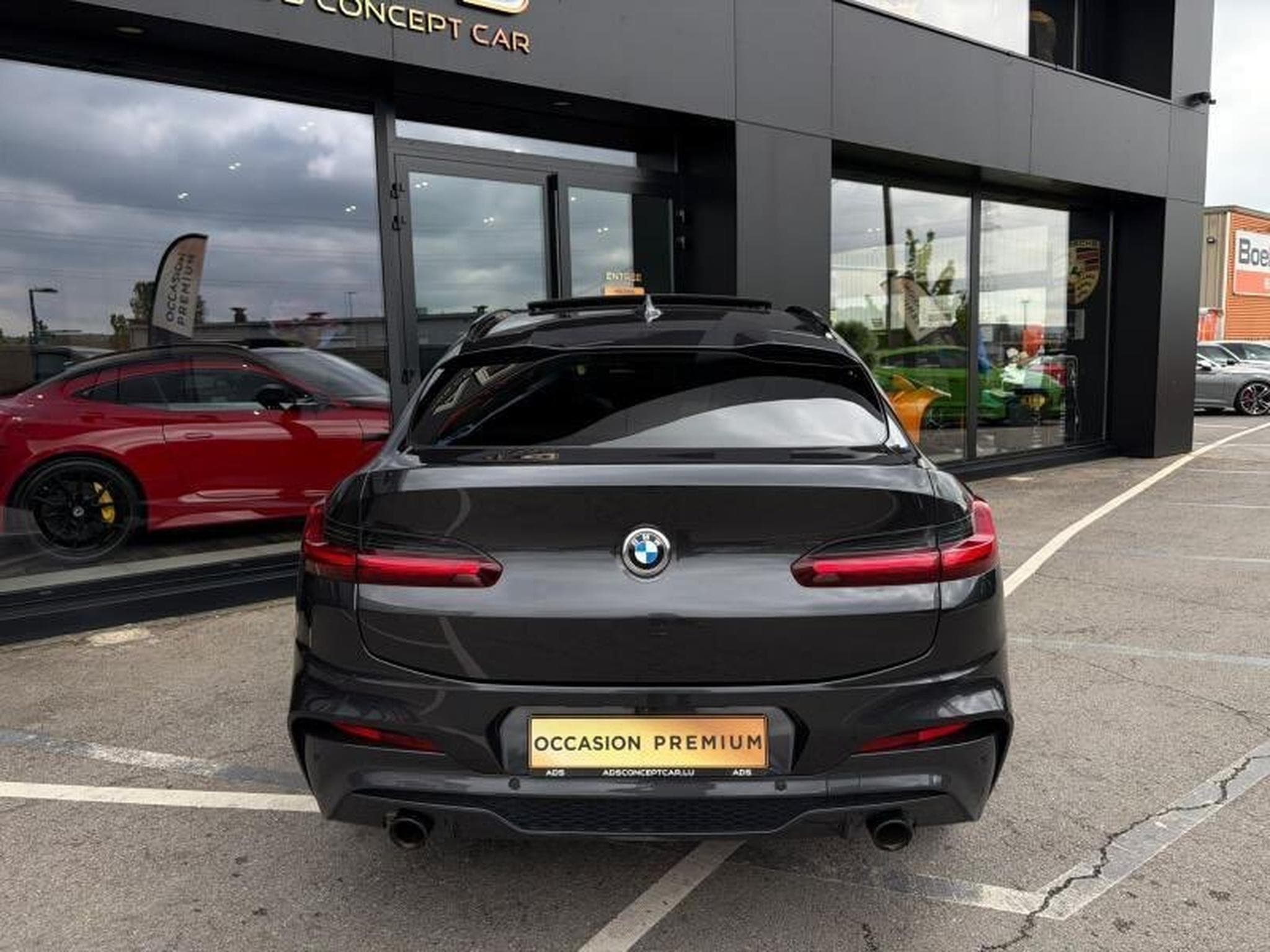 BMW X4 xDrive20i pack M 2.0L 184CV 1ère MAIN (2021) - Photo 4