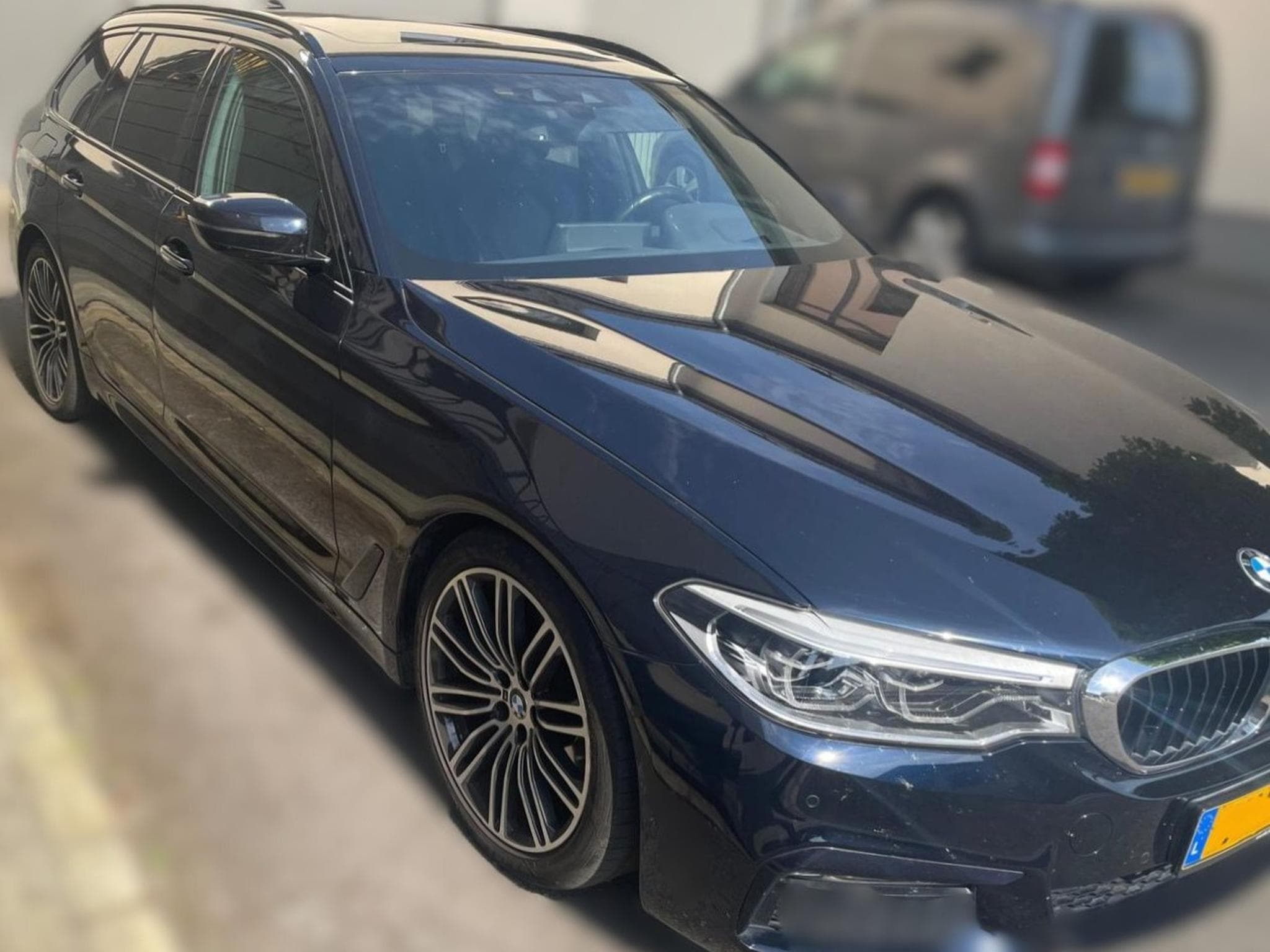 BMW 530 d Touring M-Sport Pack (2017) - Photo 5