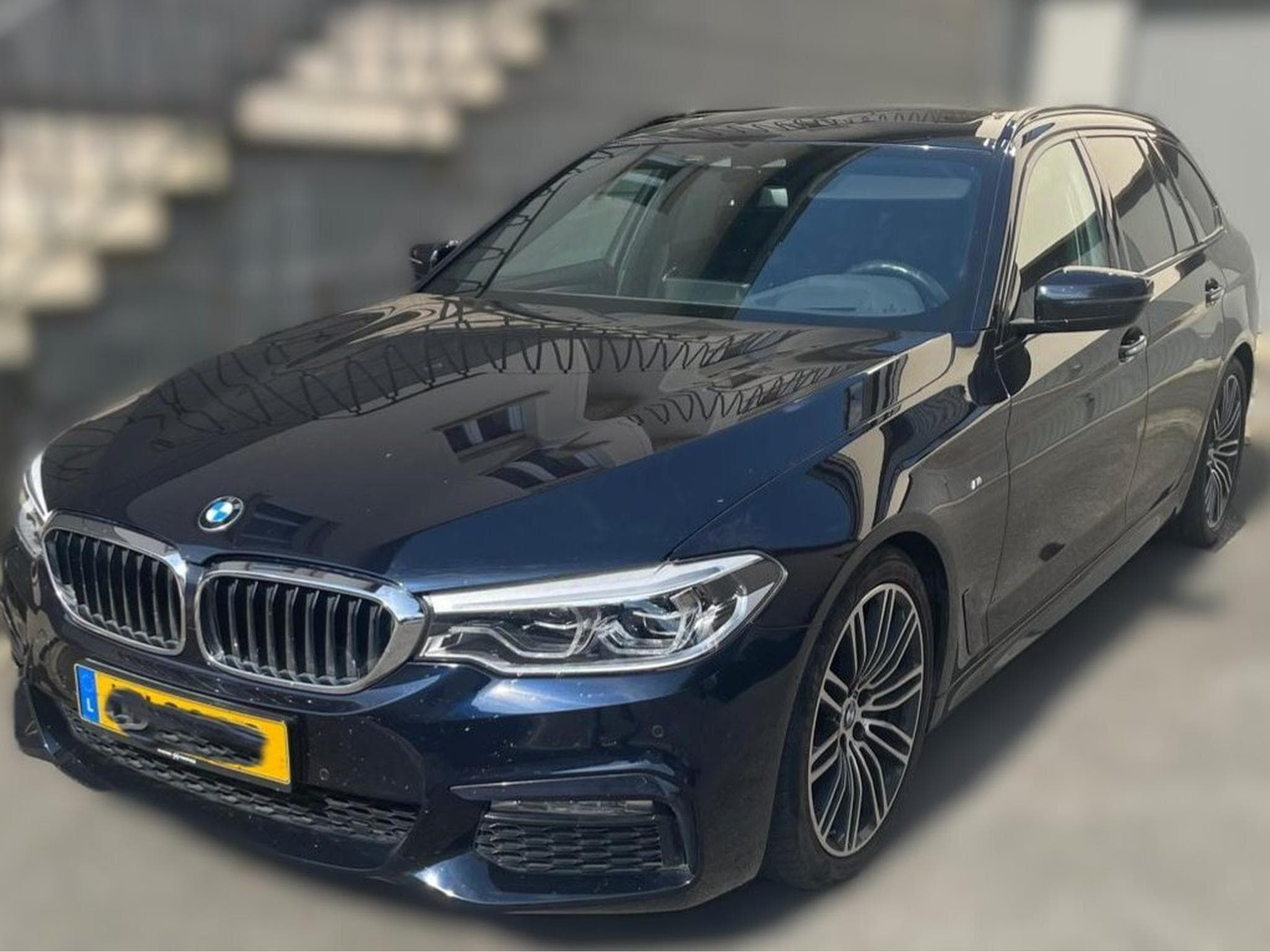 BMW 530 d Touring M-Sport Pack (2017) - Photo 6