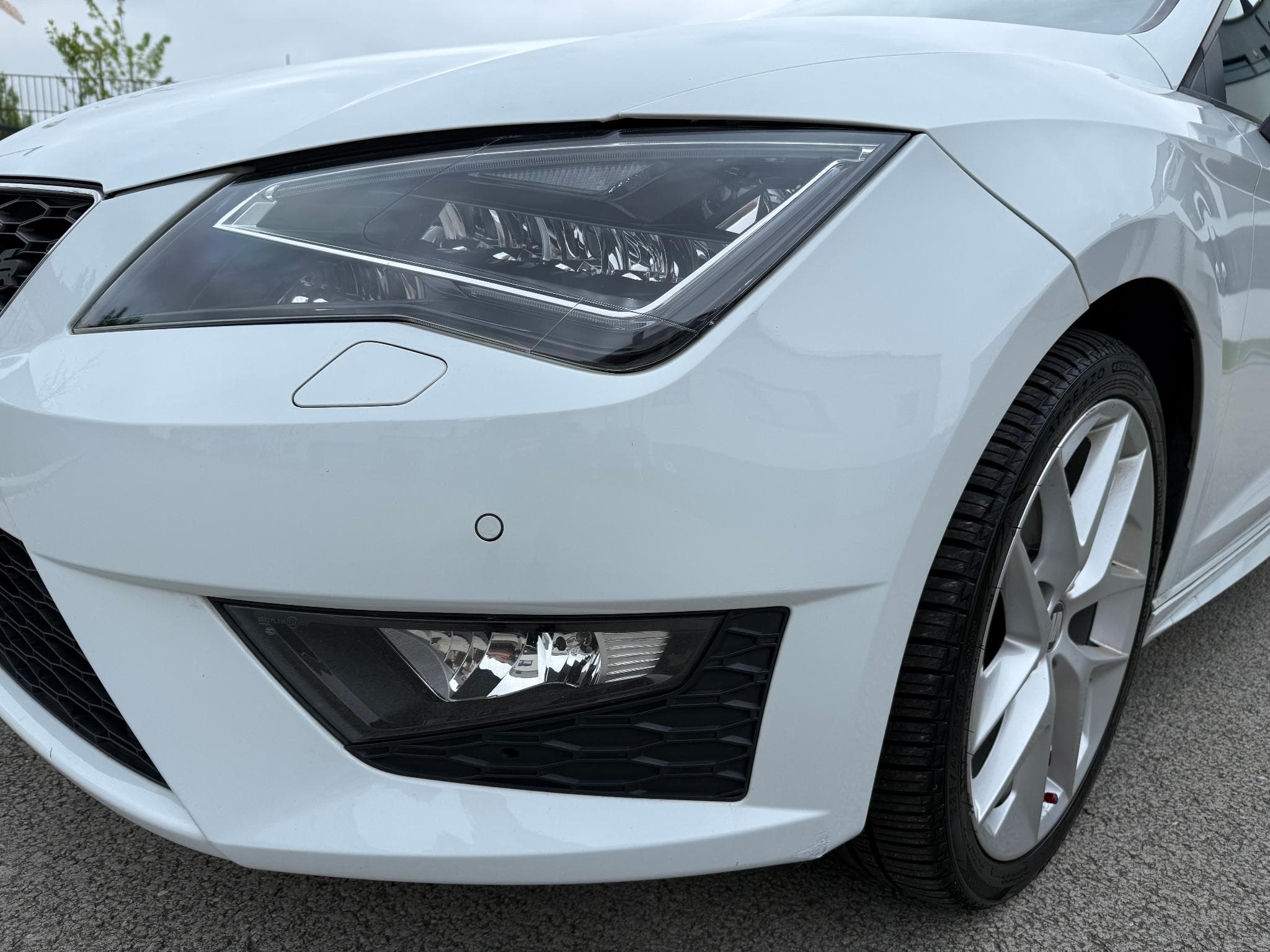 Seat Leon FR 2.0 TDI SPORT EDITION 150 PS FAP (2014) - Foto 4