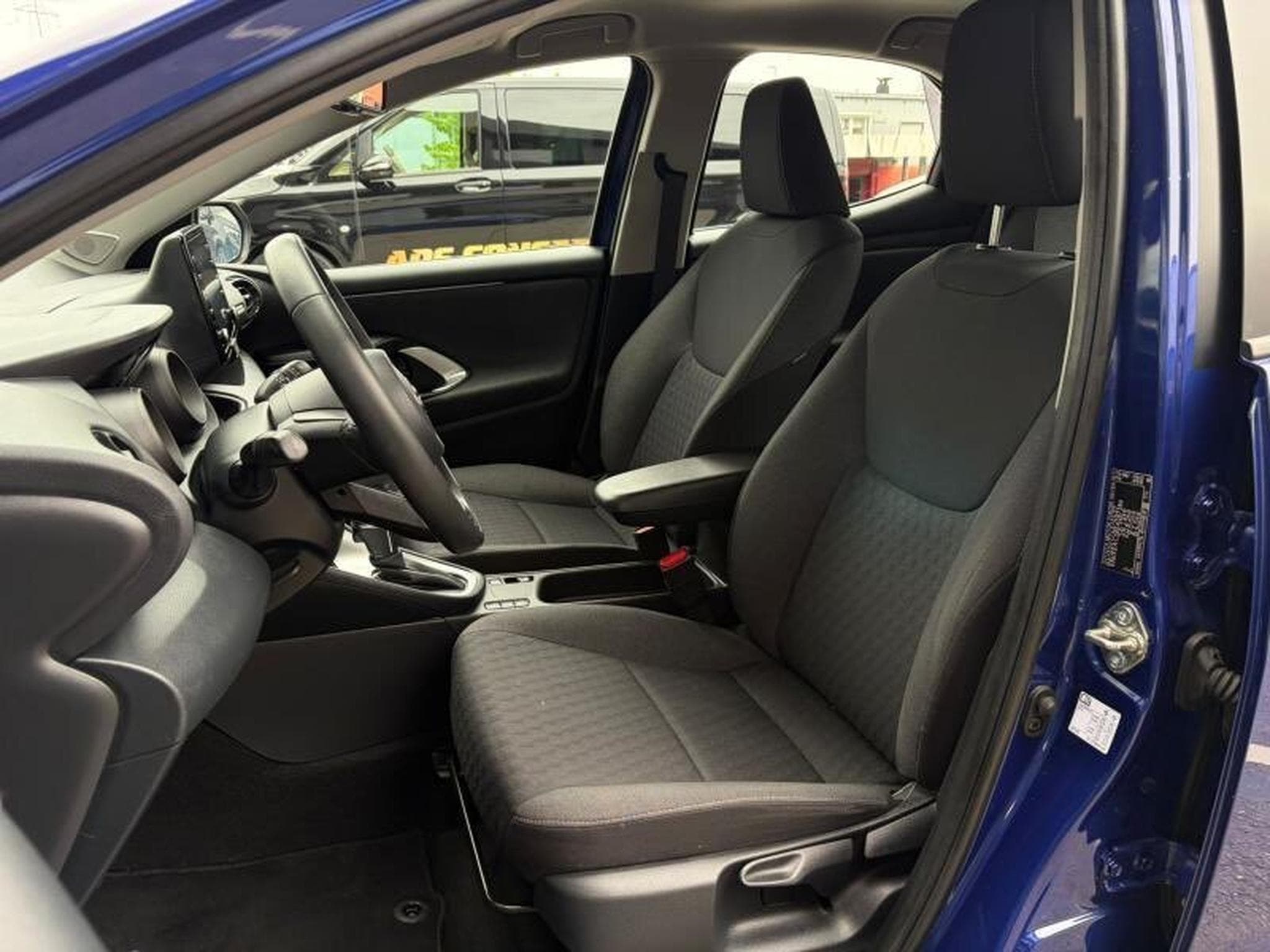 Toyota Yaris IV HYBRID 1.5L 92CV (2021) - Photo 8