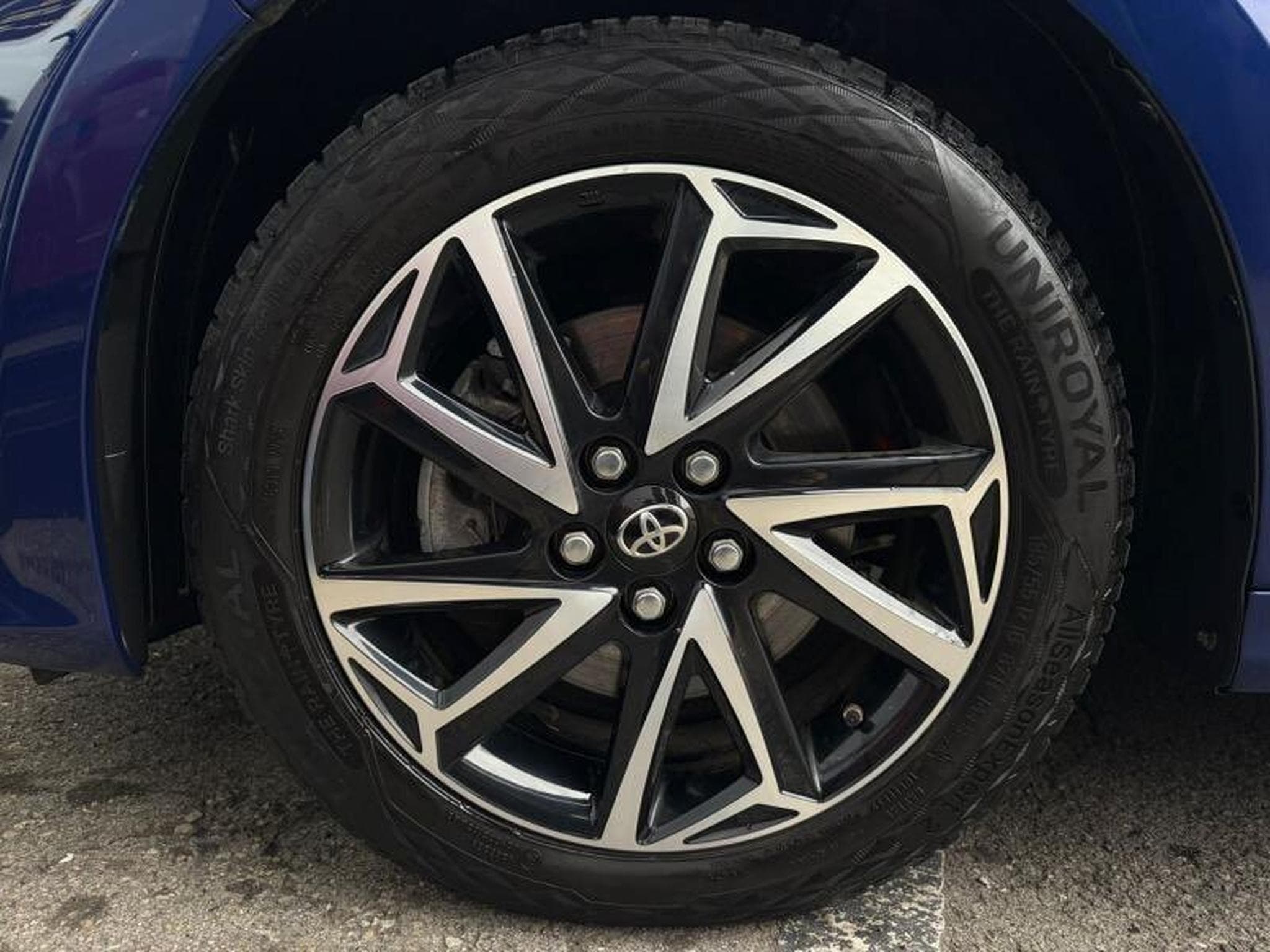 Toyota Yaris IV HYBRID 1.5L 92CV (2021) - Photo 4