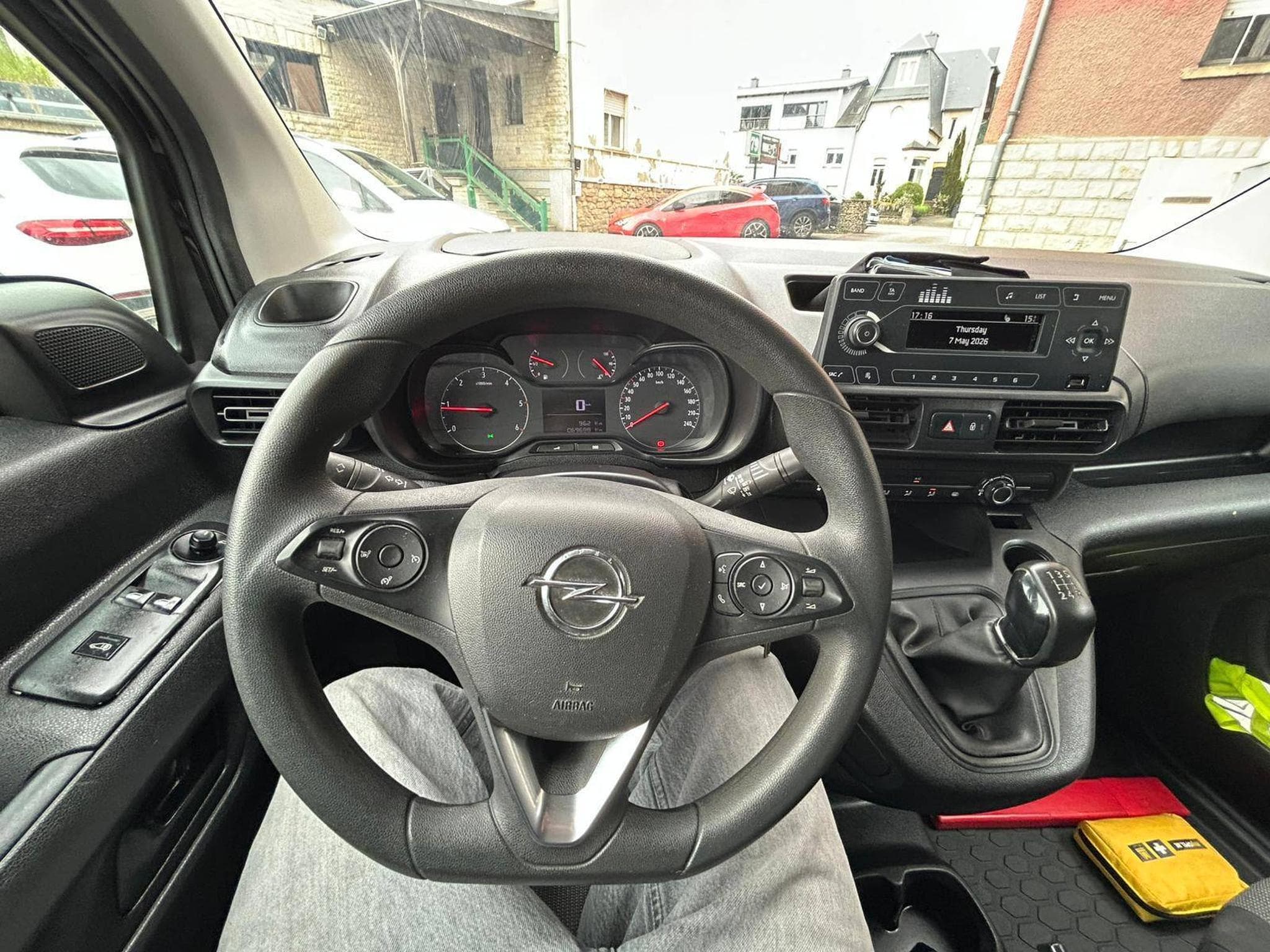 Opel Combo 1.6 CDTI (2019) - Foto 8