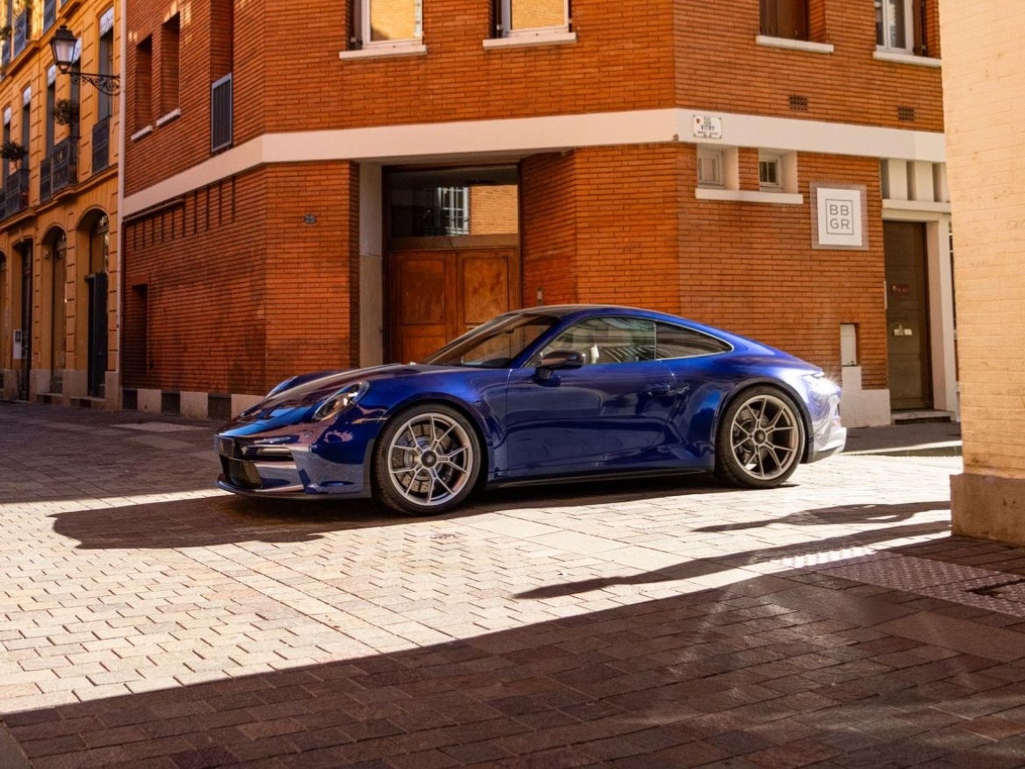 Porsche 911 GT3 Touring (2023) - Foto 2