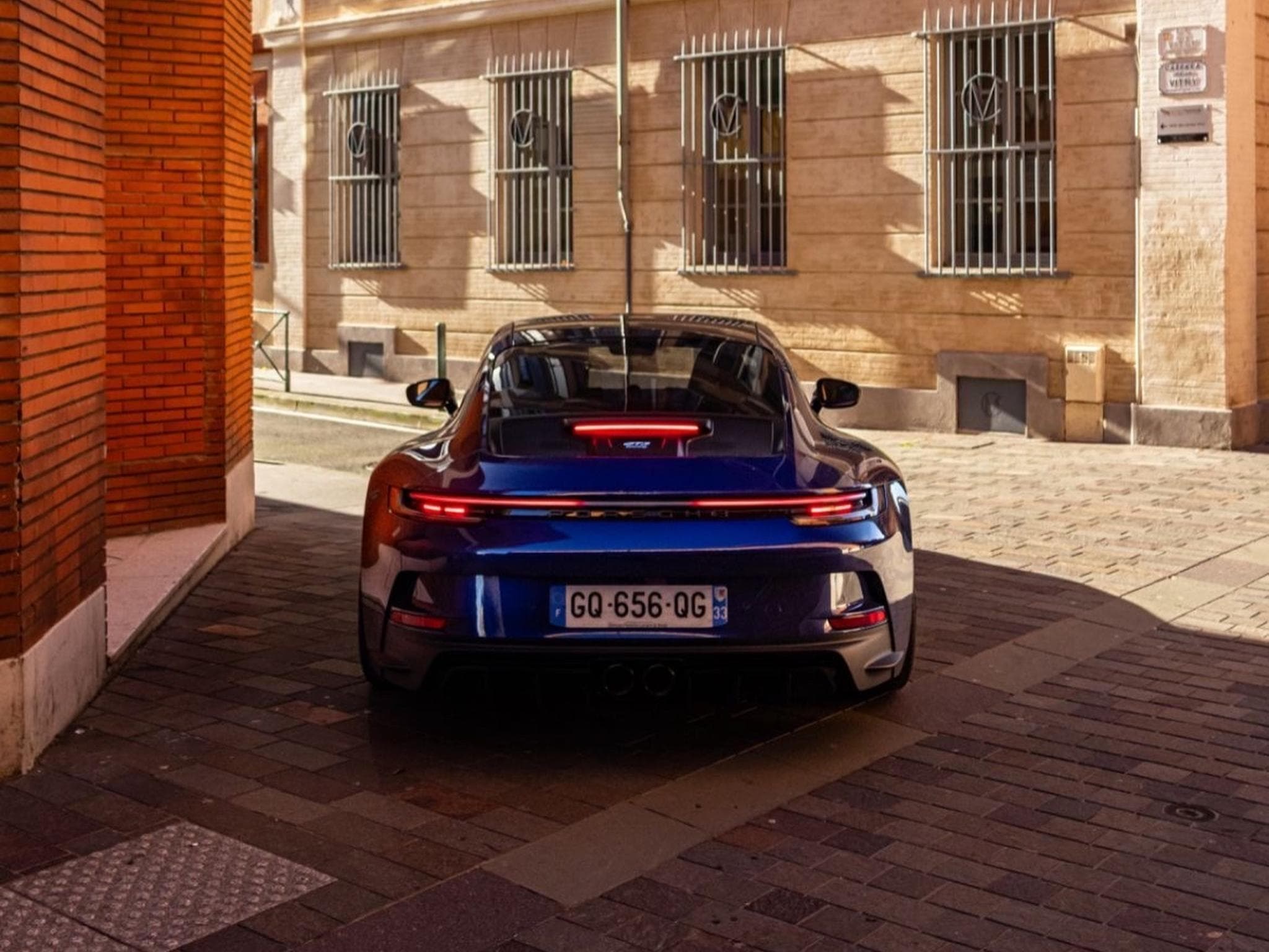 Porsche 911 GT3 Touring (2023) - Foto 3