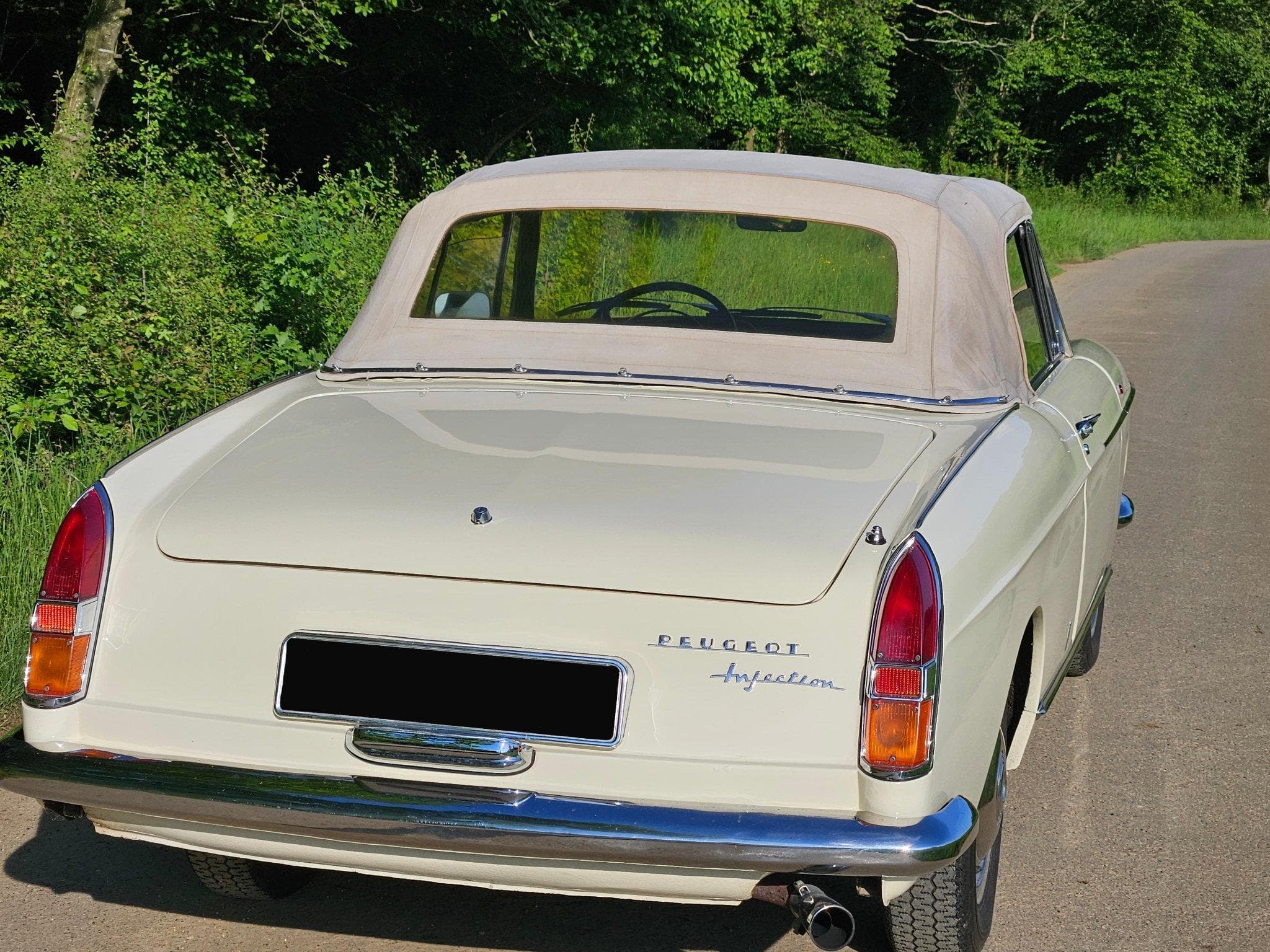 Peugeot 404 Pininfarina (1962) - Photo 2
