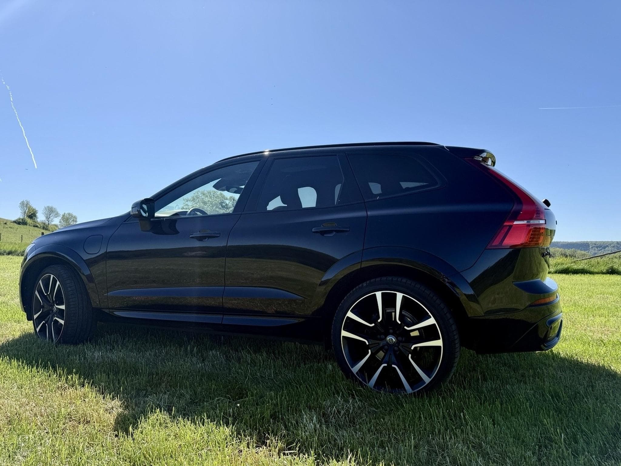 Volvo XC60 T8 R-Design AWD (2021) - Photo 3