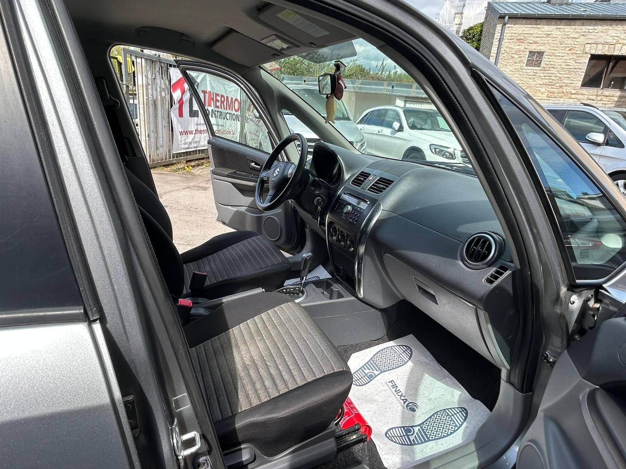 Suzuki SX4 1.6 Automatique 120cv (2013) - Photo 11