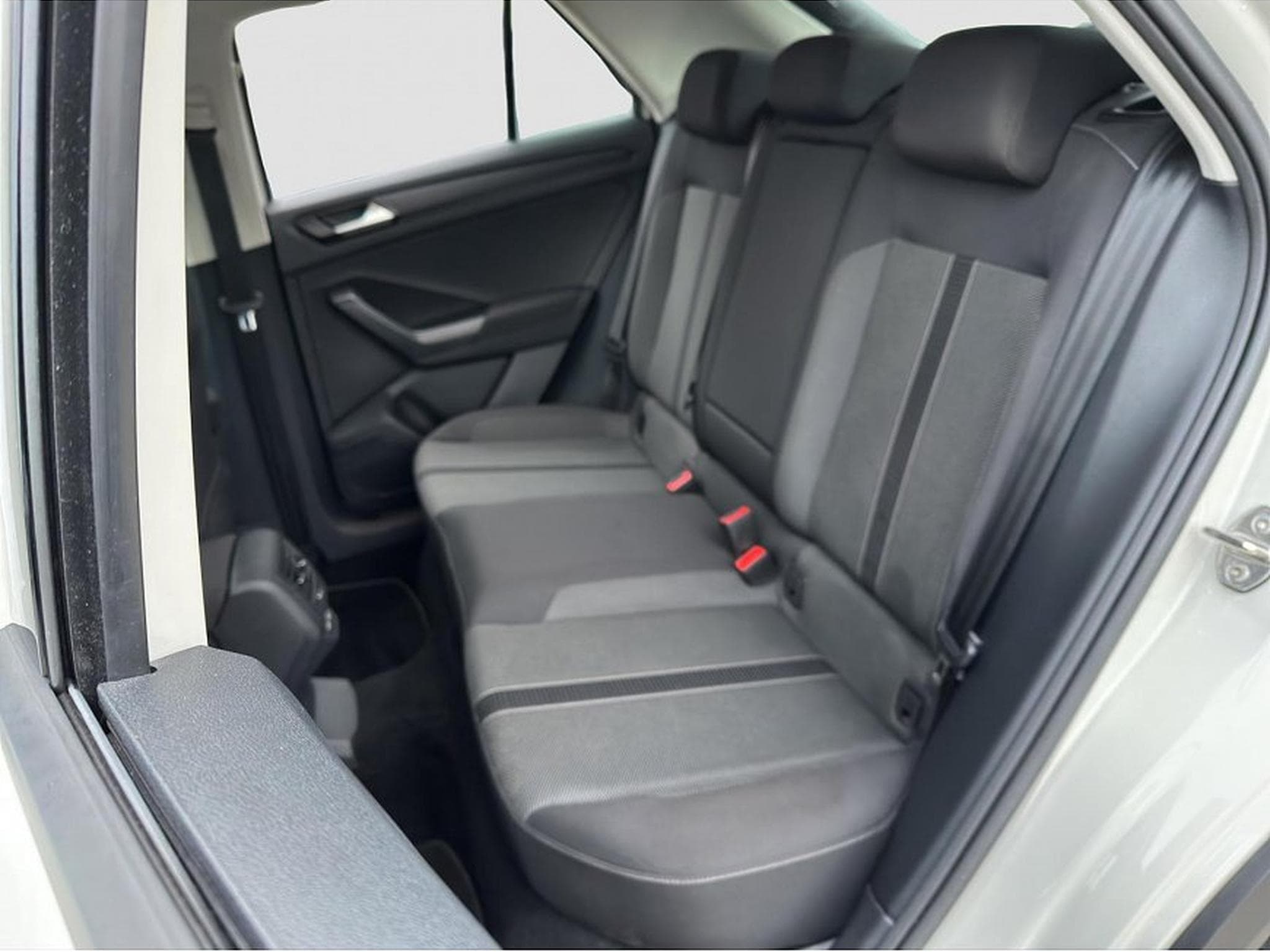 VW T-Roc (2025) - Foto 17