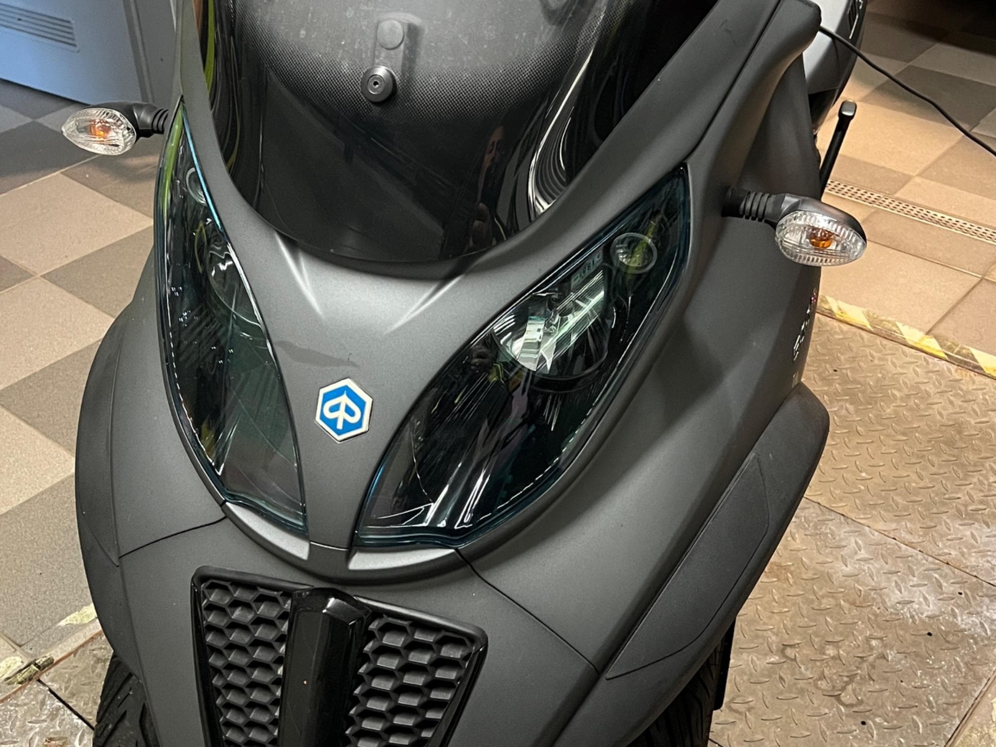 Piaggio MP3 500 LT (2012) - Photo 1