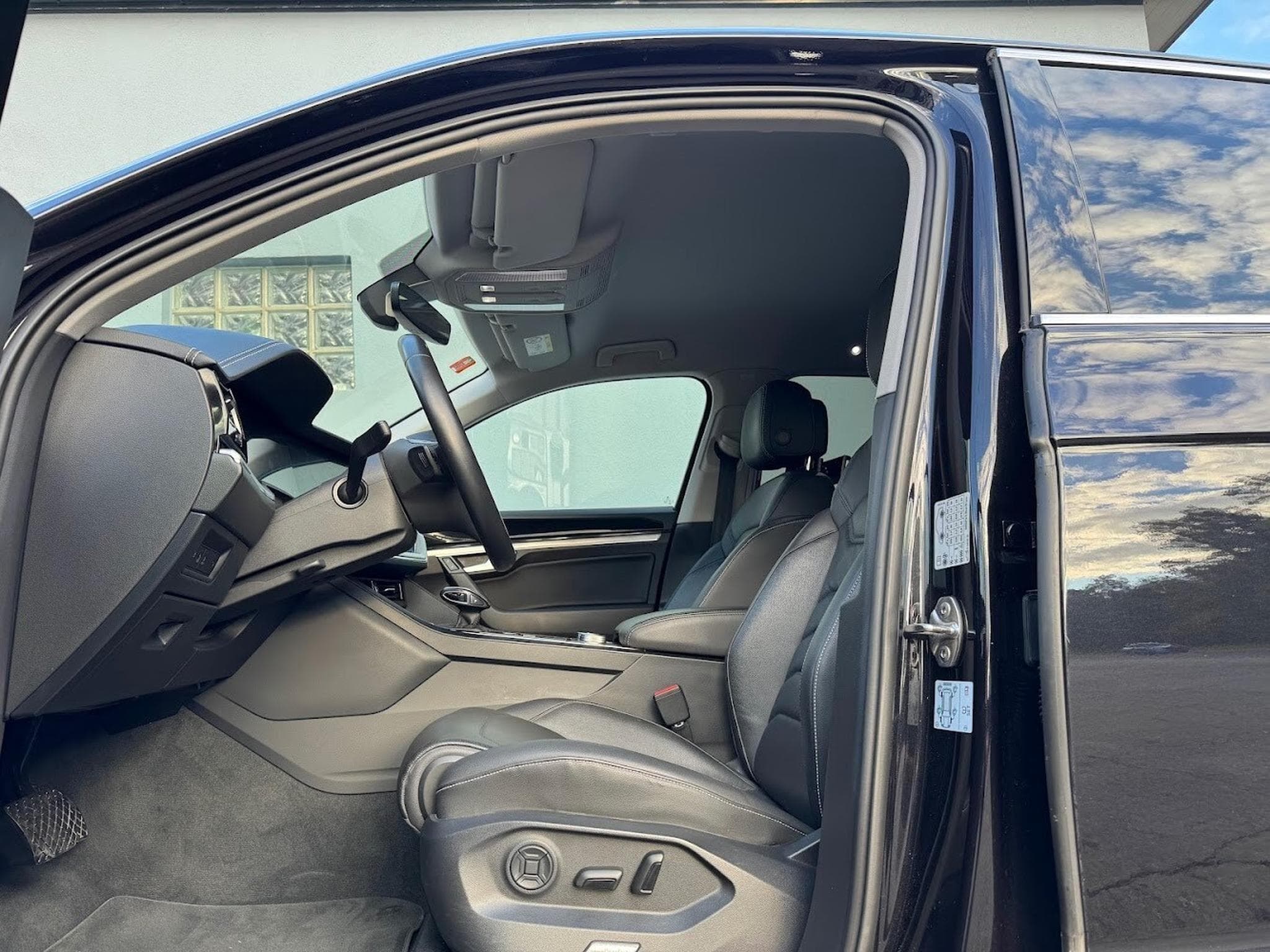 VW Touareg 3.0 tdi (2020) - Photo 9