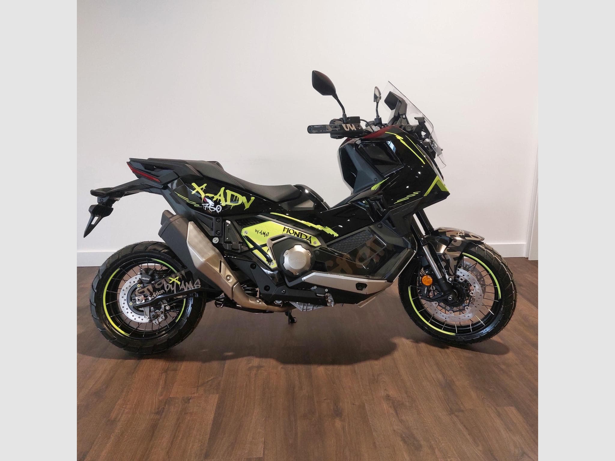 Honda X-ADV 750 (2027) - Foto 1
