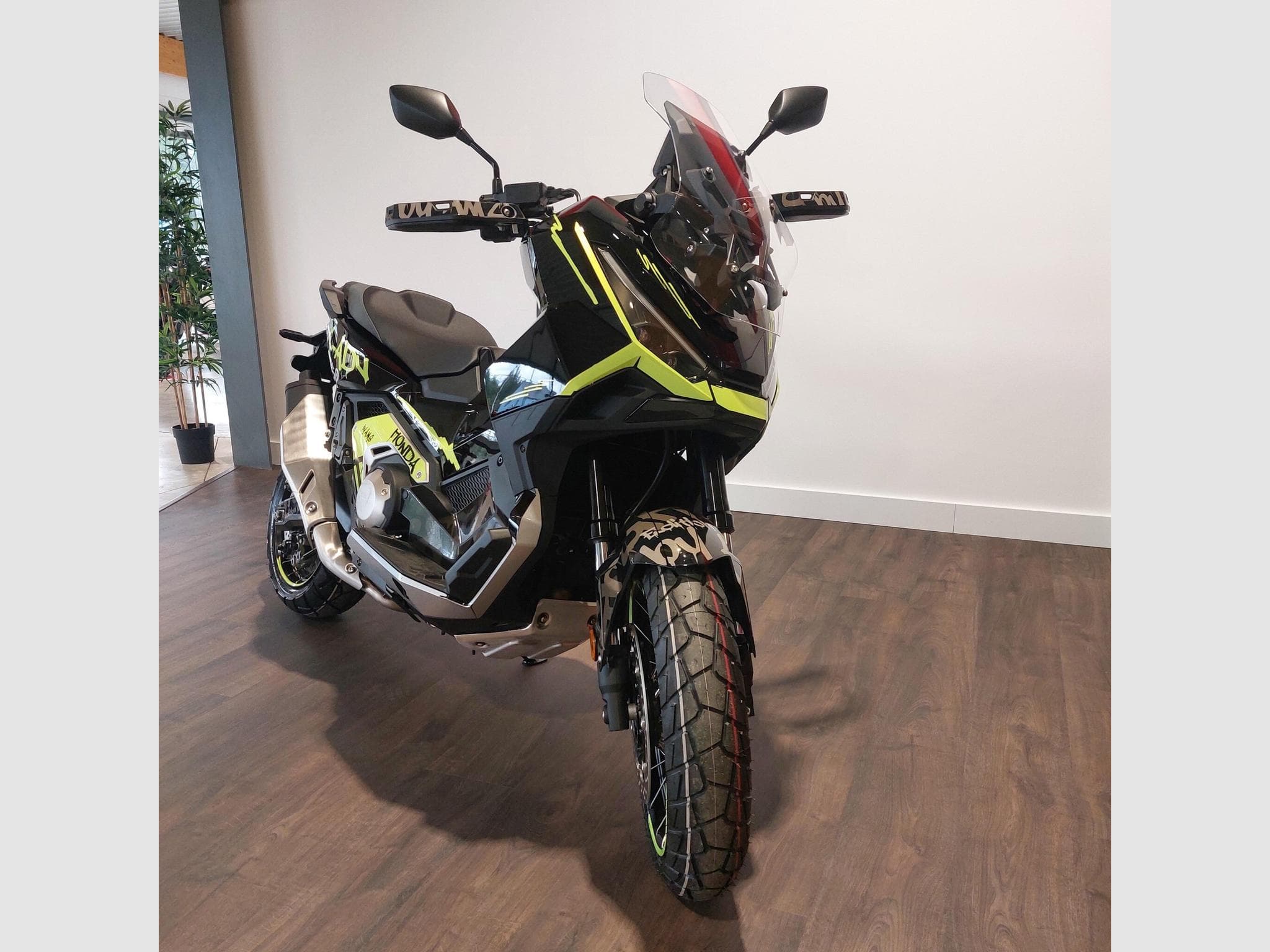 Honda X-ADV 750 (2027) - Foto 2