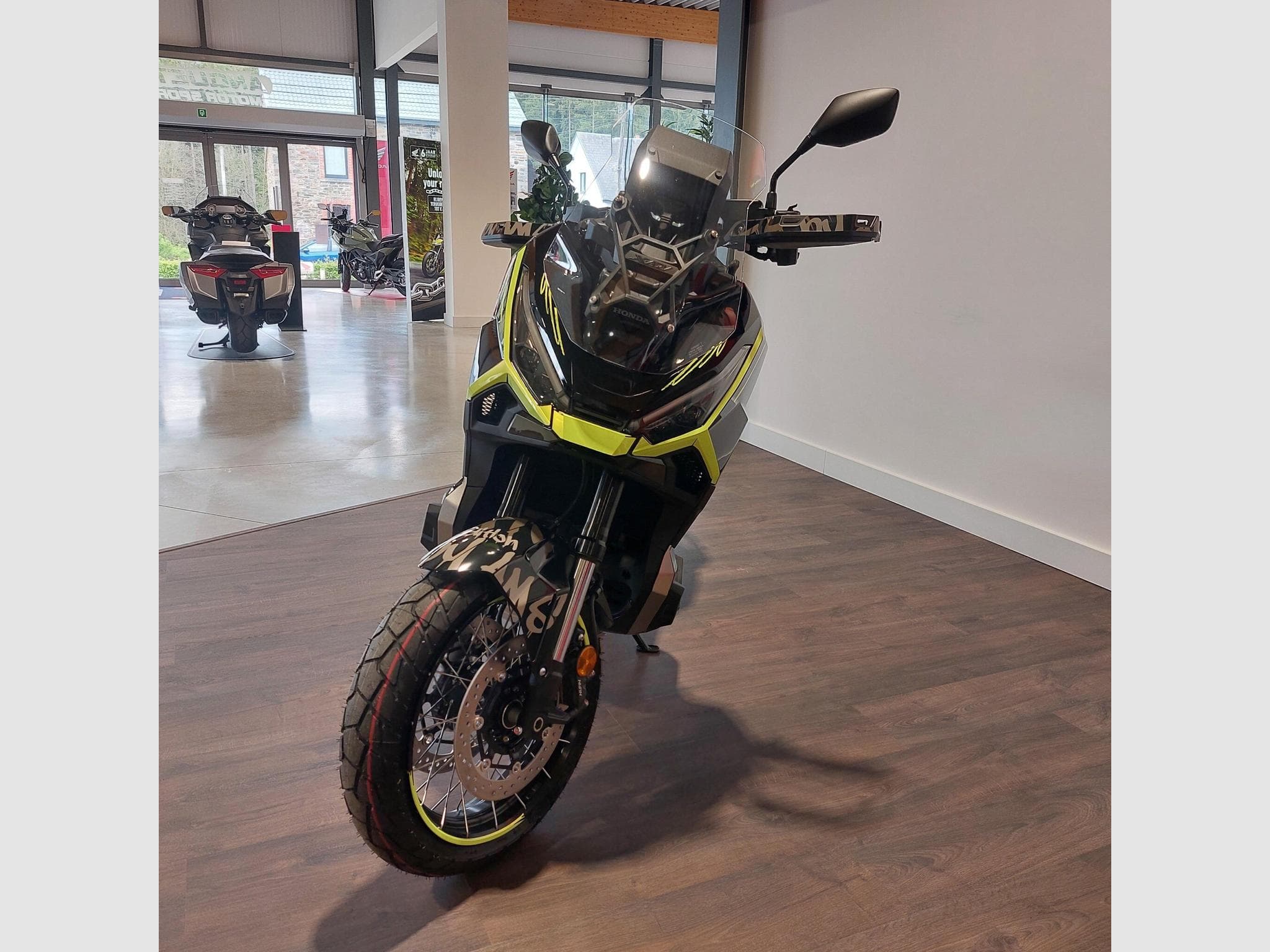 Honda X-ADV 750 (2027) - Foto 3