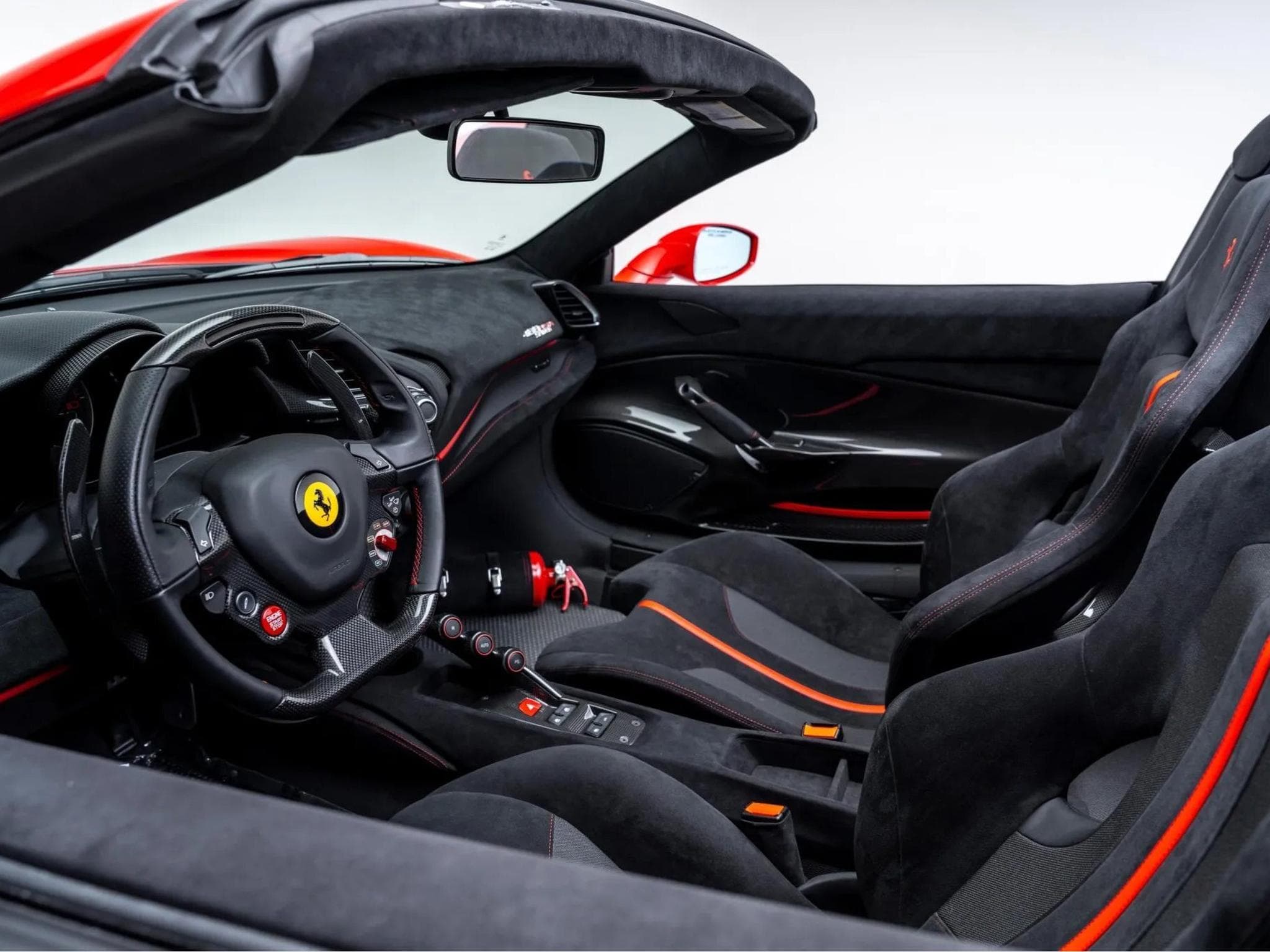 Ferrari 488 Pista (2020) - Photo 3