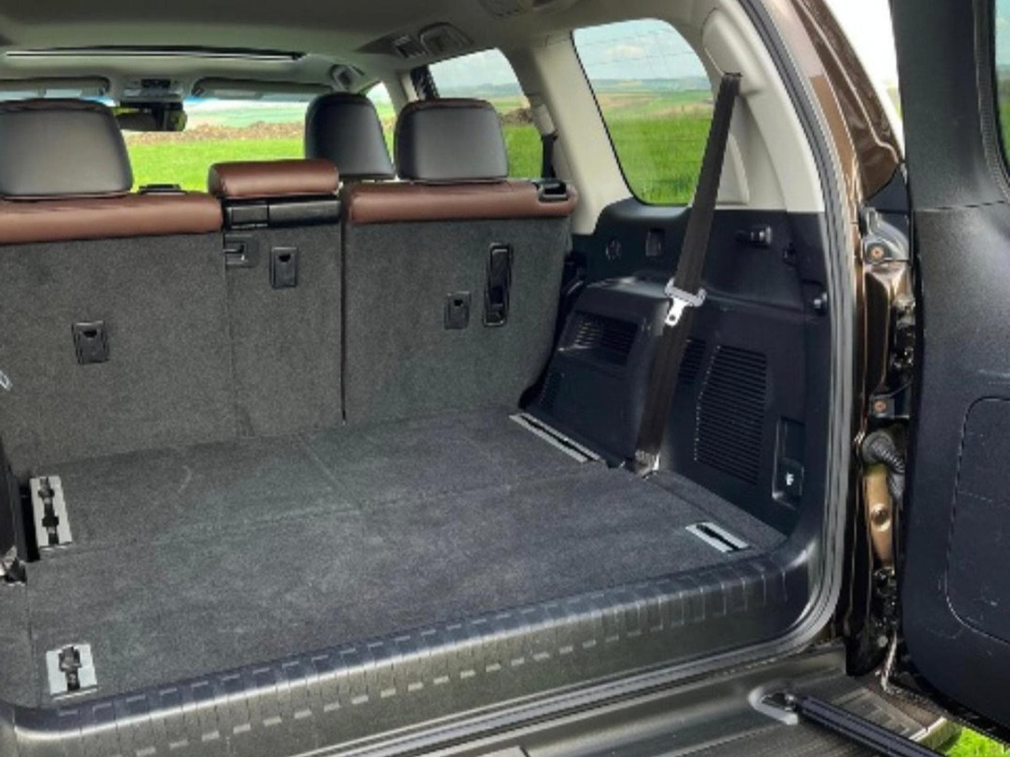 Toyota Land Cruiser TEC - Edition (2018) - Foto 12