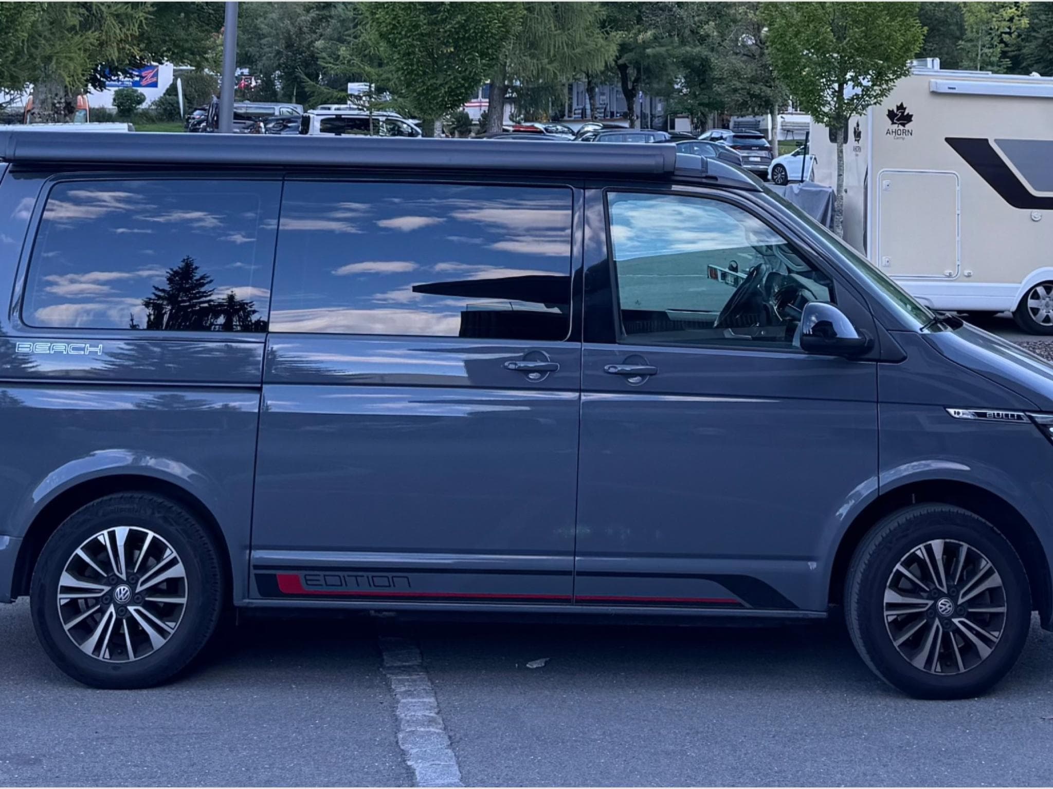 VW California T6.1 Beach Camper (2023) - Photo 5