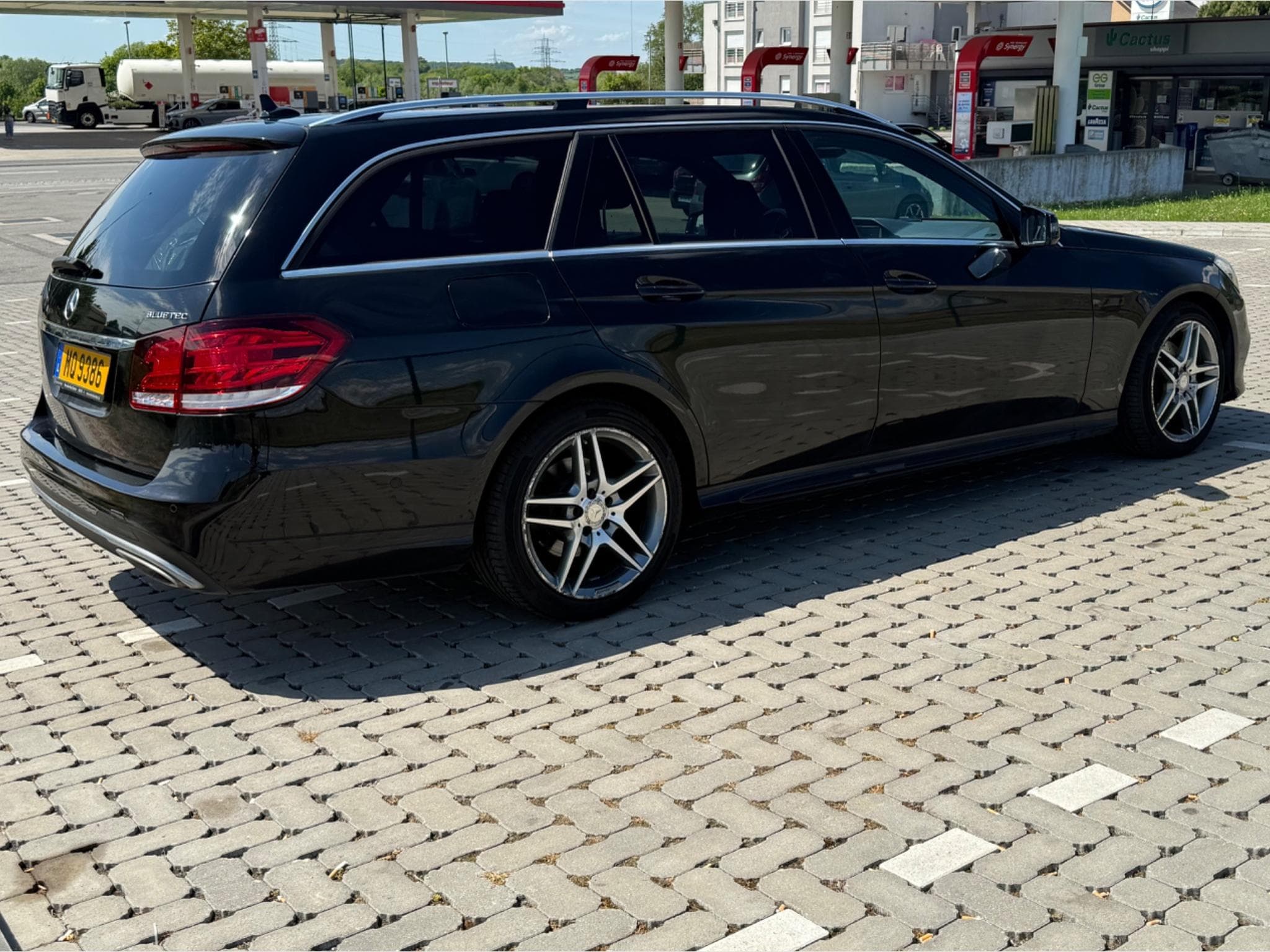 Mercedes E 250 AMG Line 4Matic (2015) - Photo 4