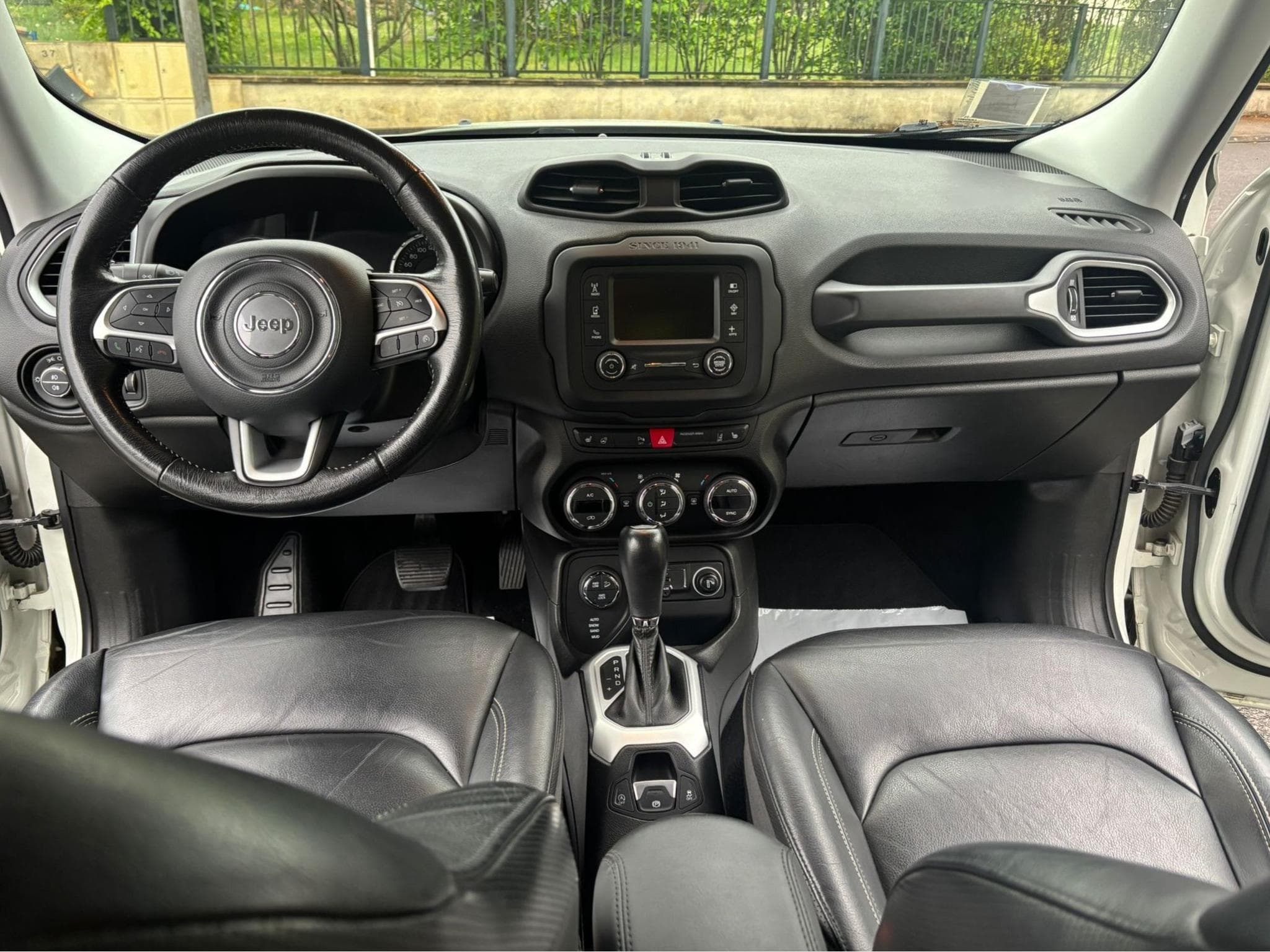 Jeep Renegade Limited 4WD (2016) - Foto 3