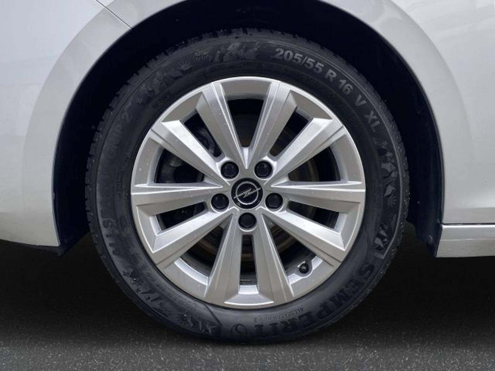 Opel Astra Astra L 1.5 D Elegance 8G-Autom. NAVI LED RFK (2024) - Photo 9