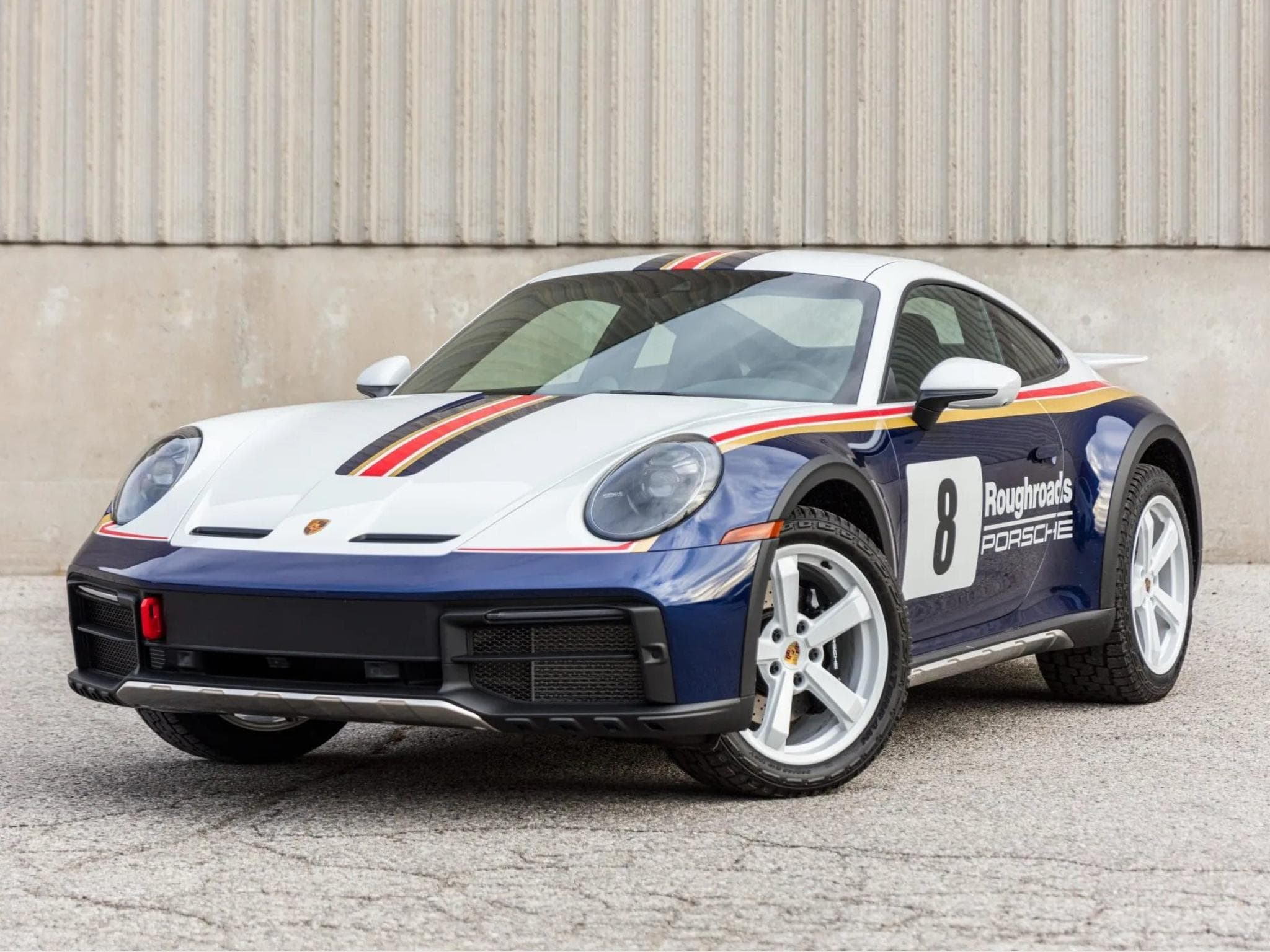 Porsche 911 Dakar (2024) - Photo 1
