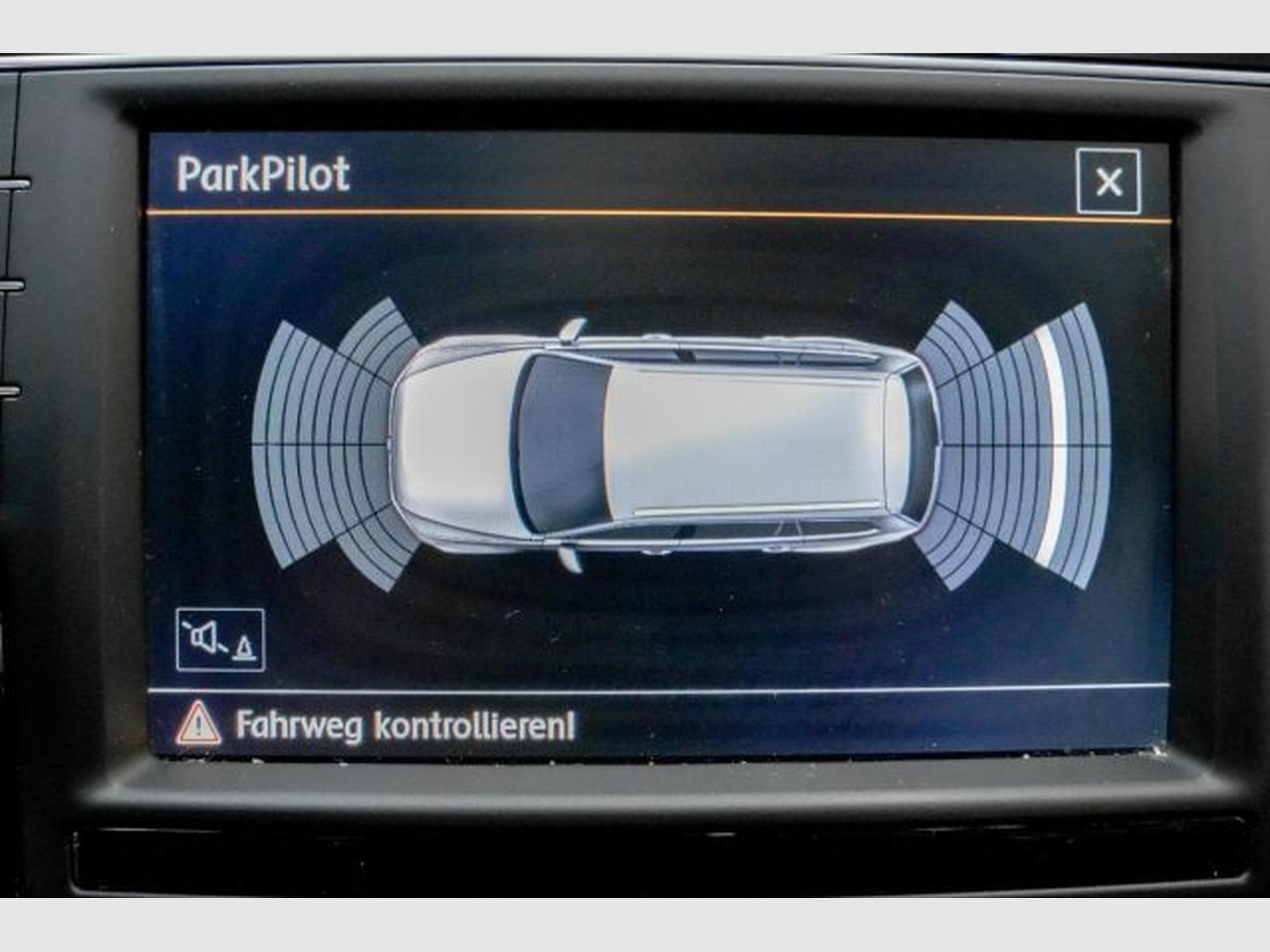 VW Passat Passat 2.0 TDI Highl. 2x R-Line NAVI AHK LED ACC (2016) - Photo 13