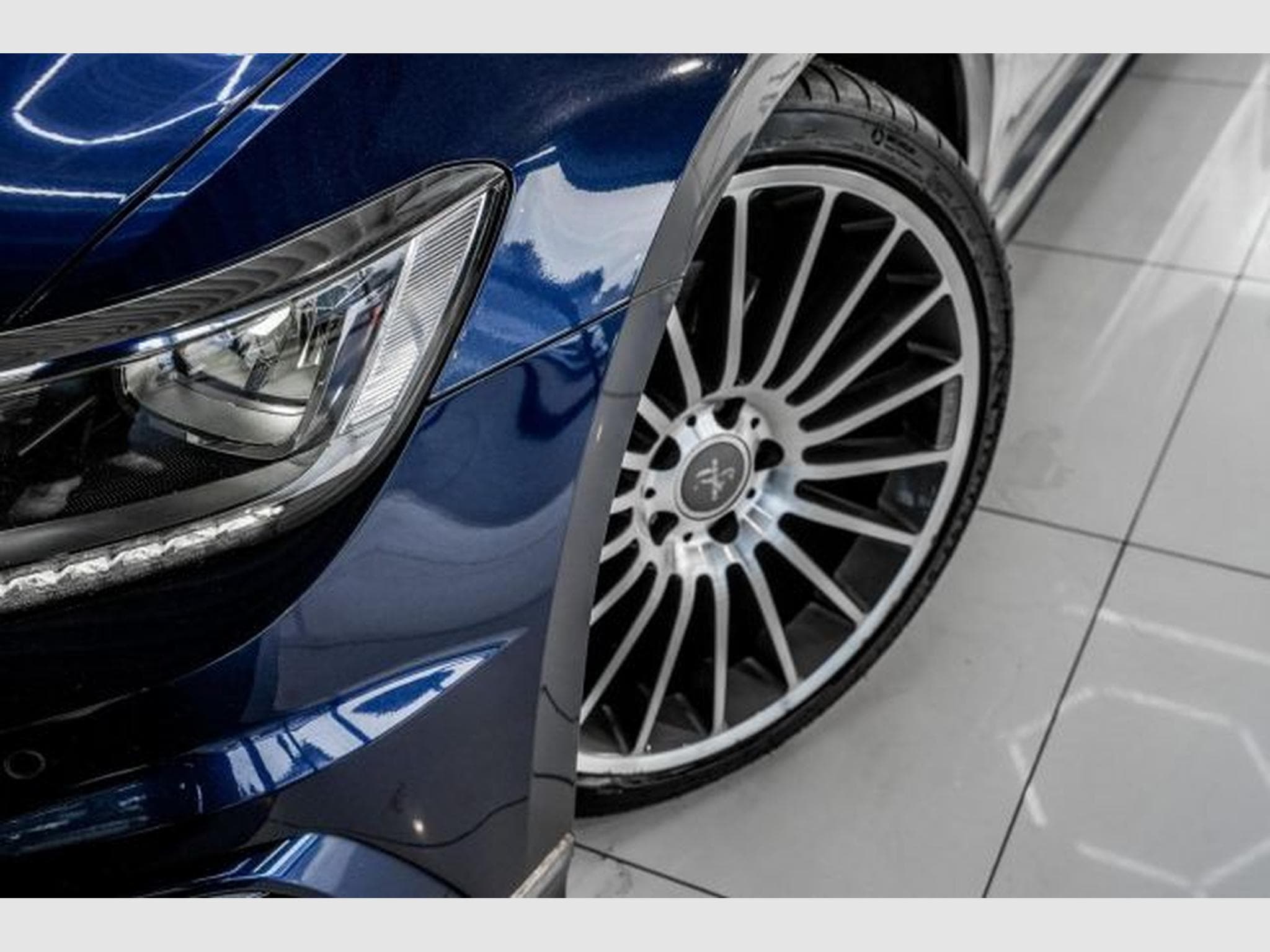 VW Passat Passat Variant 2.0 TDI Highl. 2x R-Line NAVI AHK (2016) - Foto 15