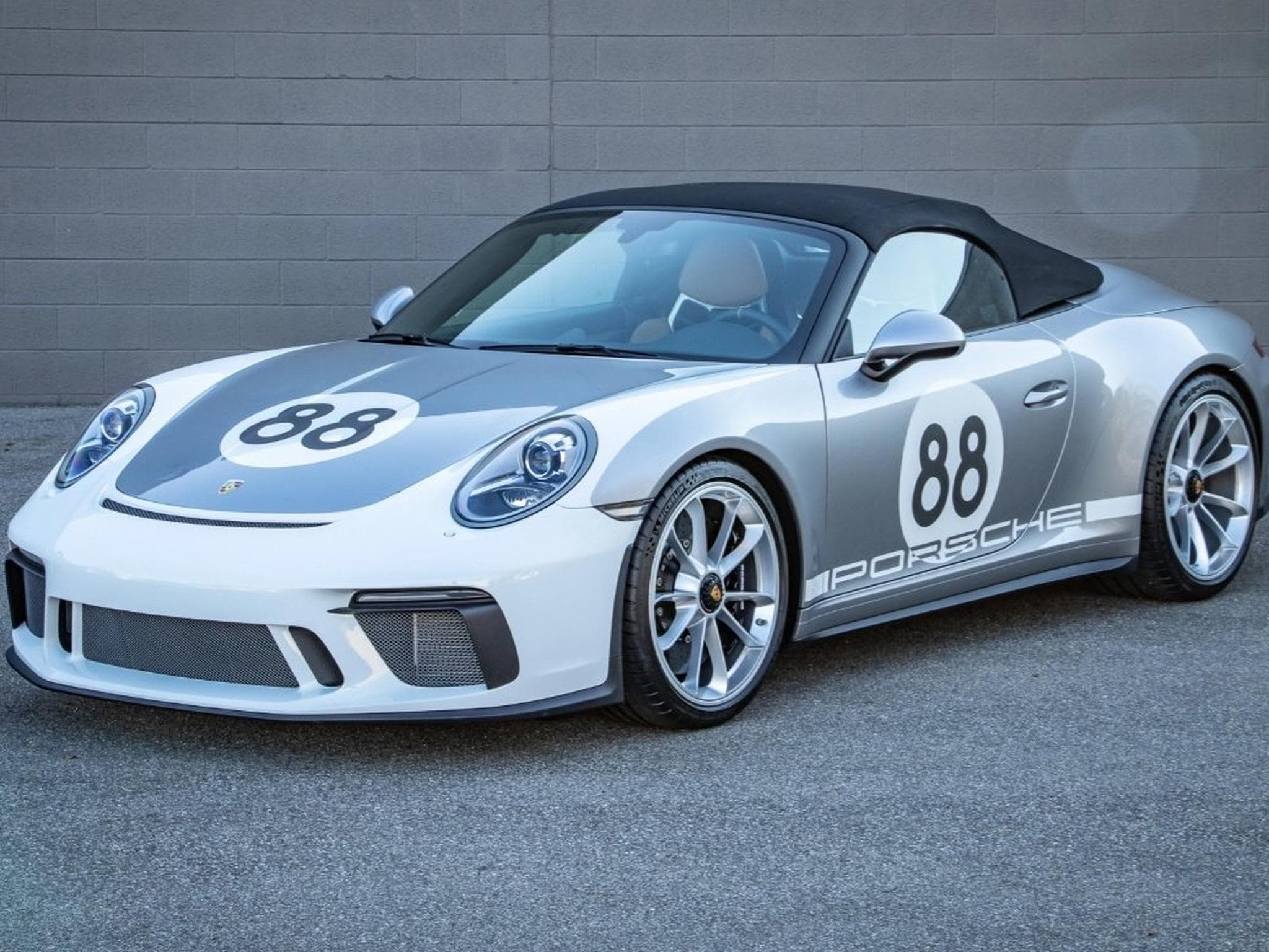 Porsche 911 Speedster (2019) - Photo 2