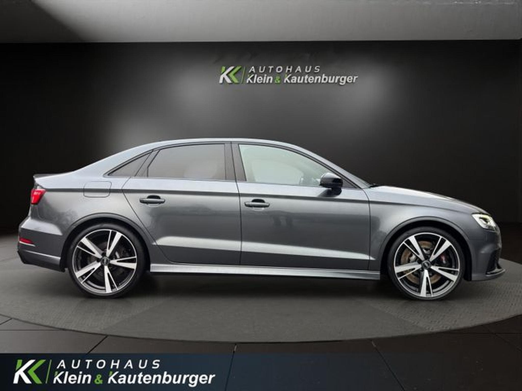 Audi RS3 RS 3 Limo 2.5 TFSI quattro +RS SPORTSITZE+B&amp;O (2020) - Photo 4