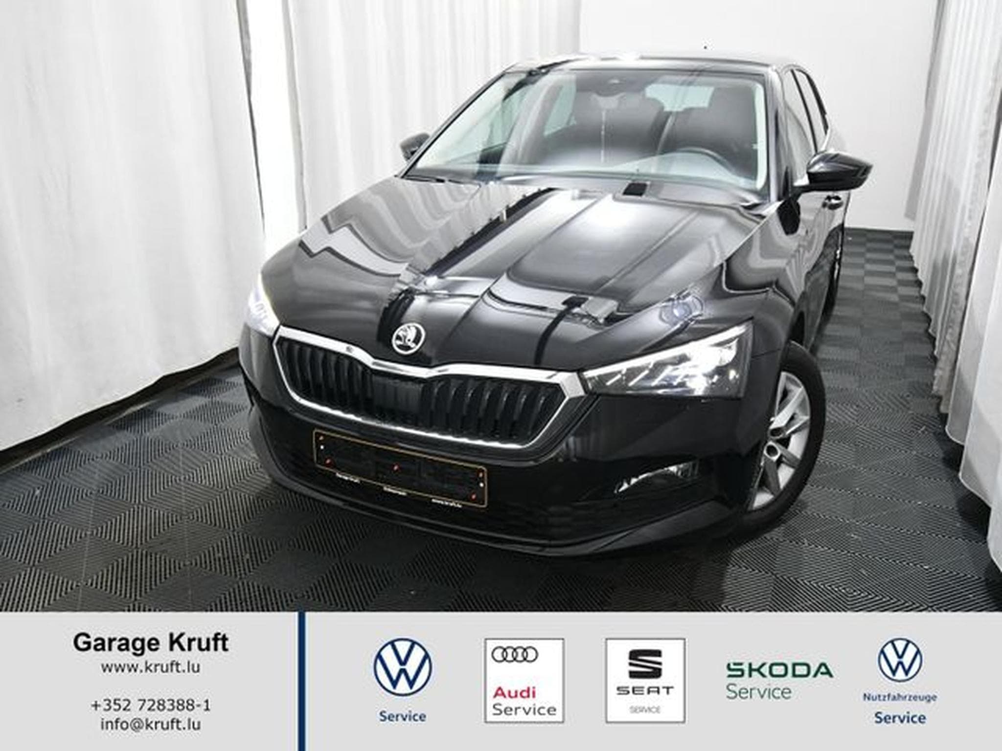 Skoda Scala Scala Ambition, PDC, Navi A., Klima, R-View (2023) - Foto 1