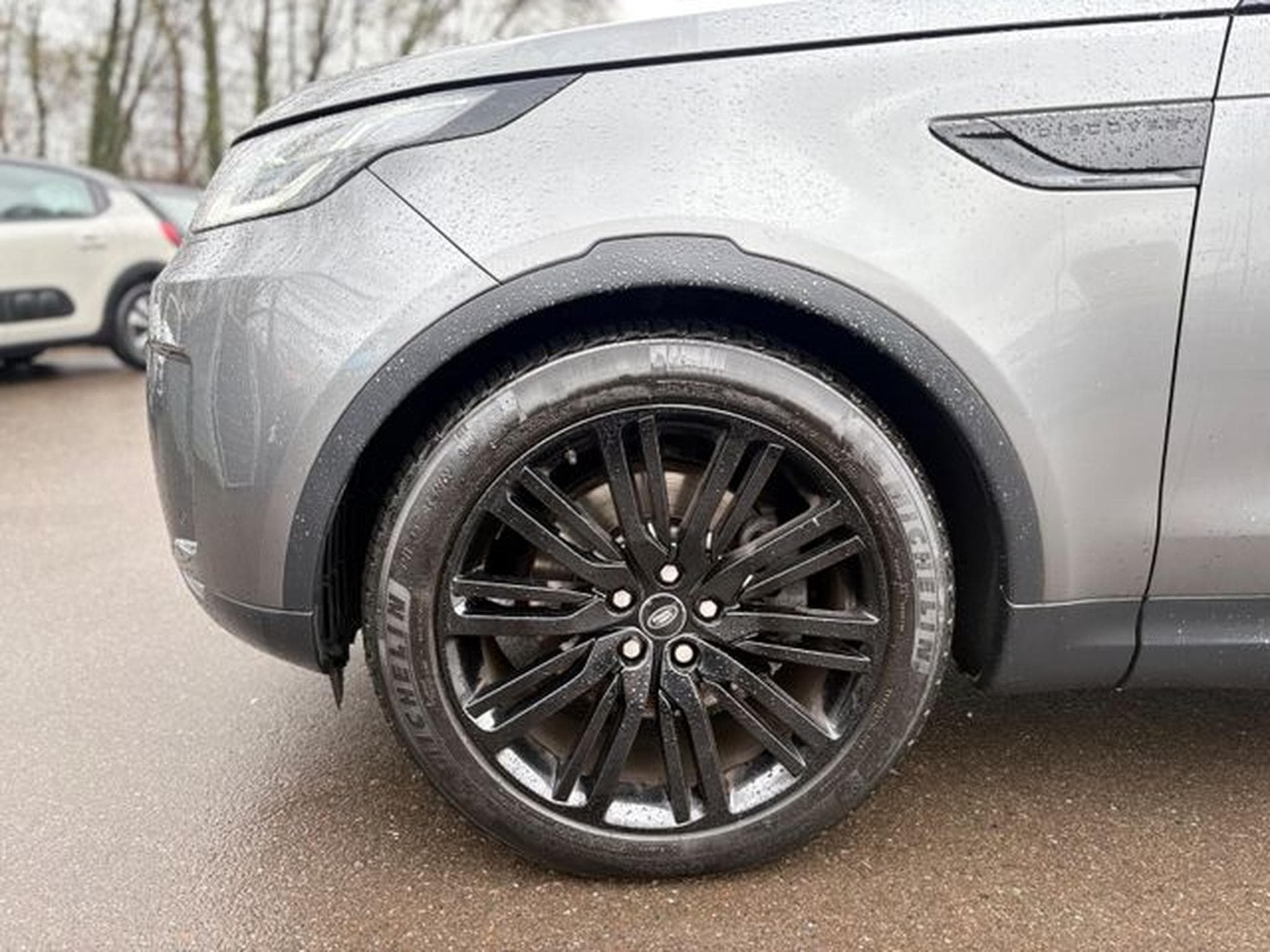 Land-Rover Discovery DISCOVERY 5 HSE Si6*LED*NAVI*LEDER*PANORAMA* (2017) - Photo 12