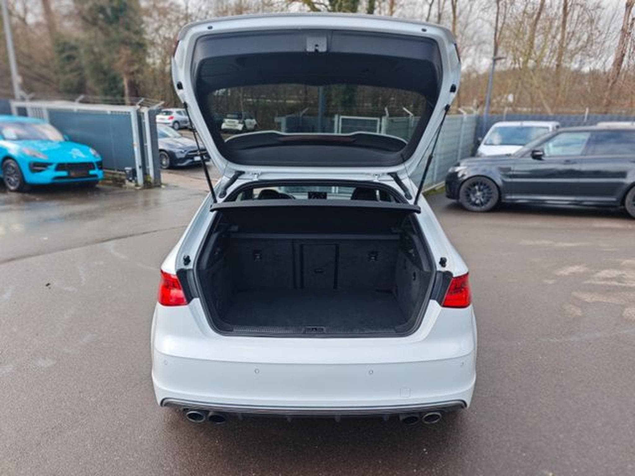 Audi S3 S3 2.0 TFSI *PANORAMA*B&amp;O*MAGNETIC RIDE*LEDER* (2013) - Foto 9