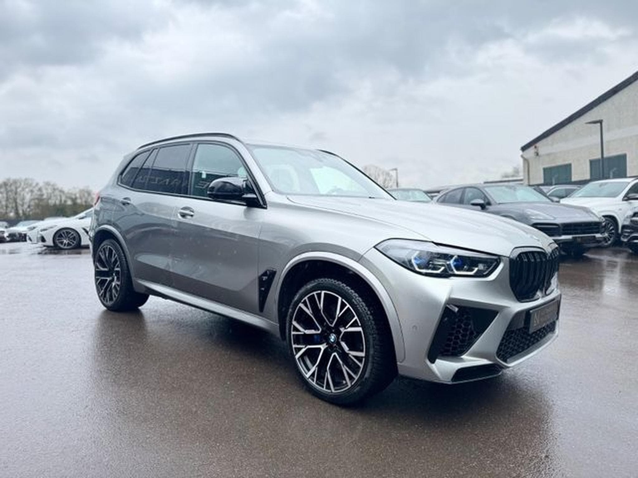 BMW X5 X5 M COMPETITION*M-DRIVERS*LASER*360GRAD*22.ZOLL (2022) - Foto 4