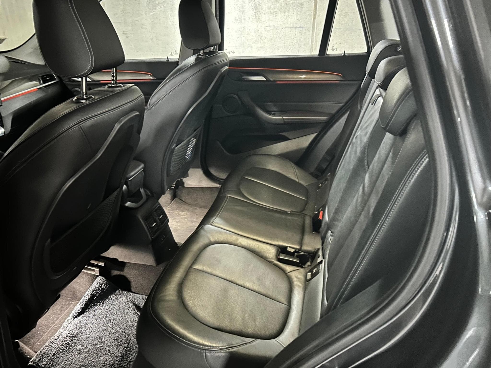 BMW X1 X line SDrive 18i (2019) - Photo 3