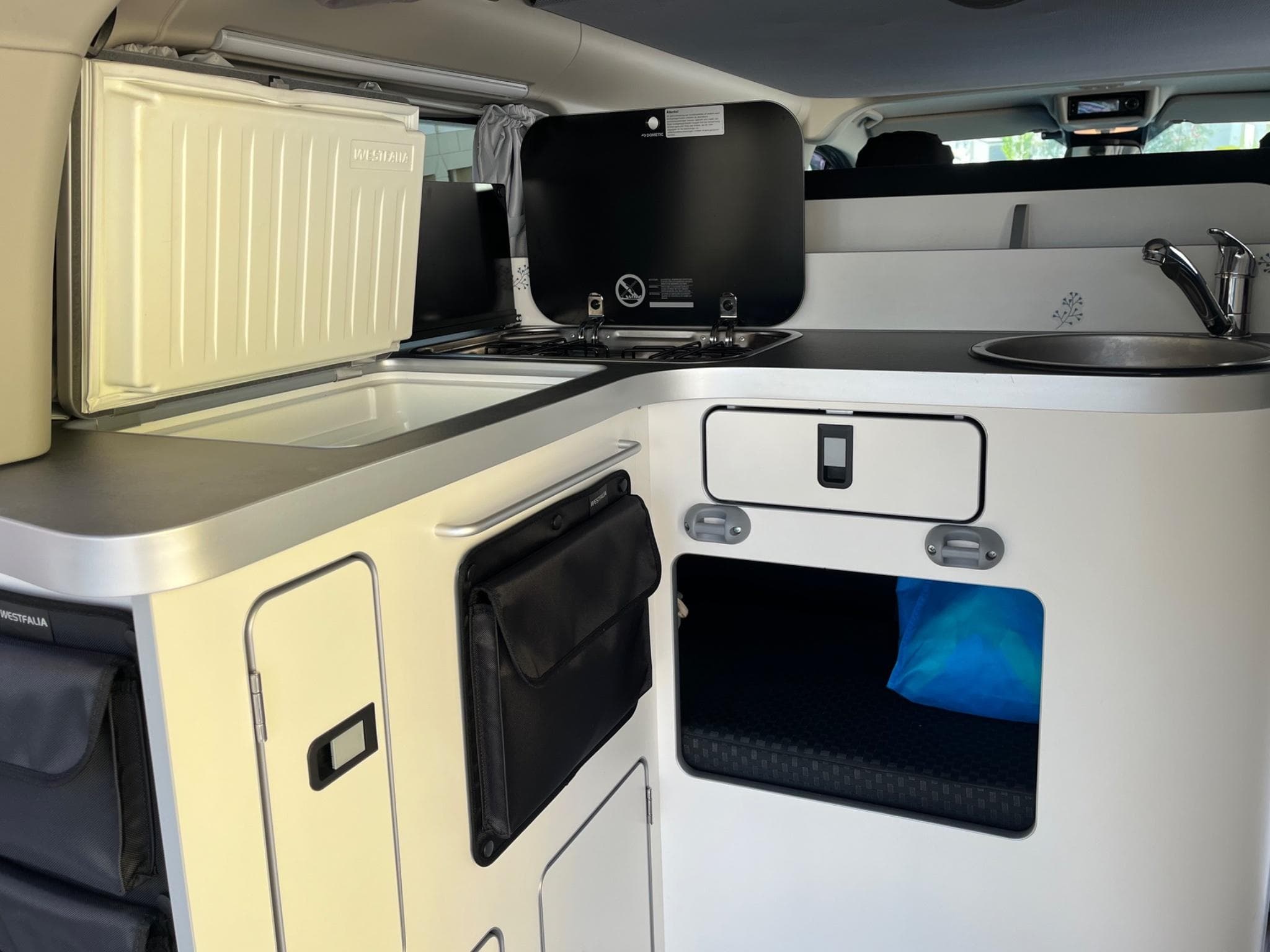 Ford Transit NUGGET (2021) - Photo 3