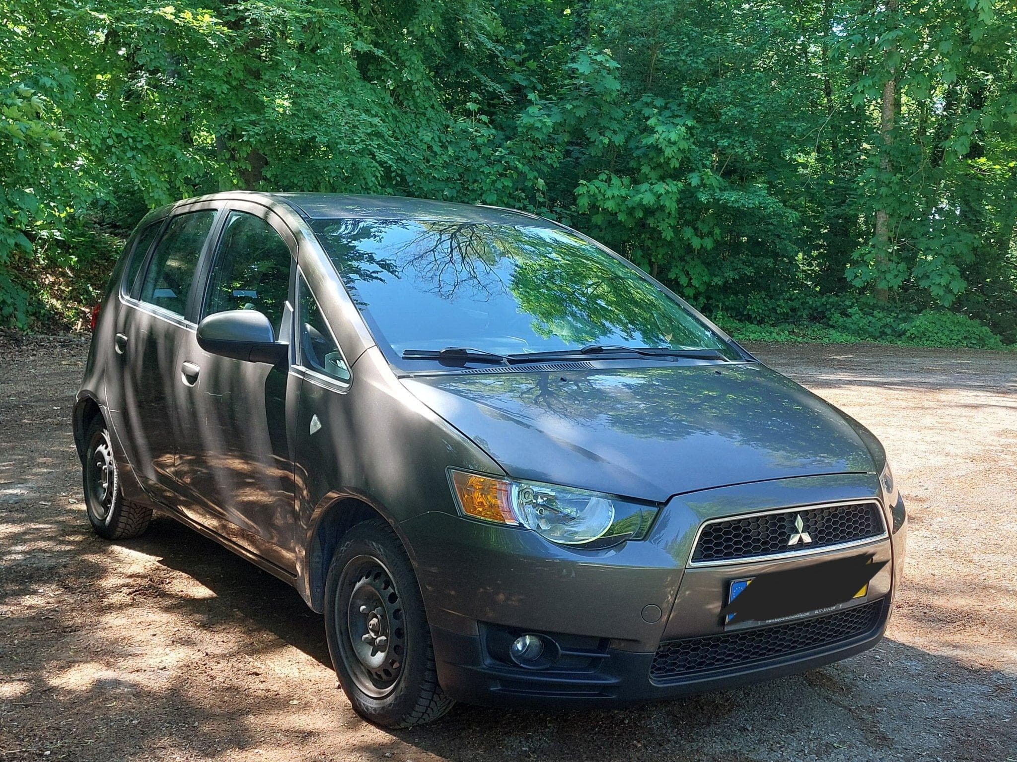 Mitsubishi Colt (2011) - Photo 1