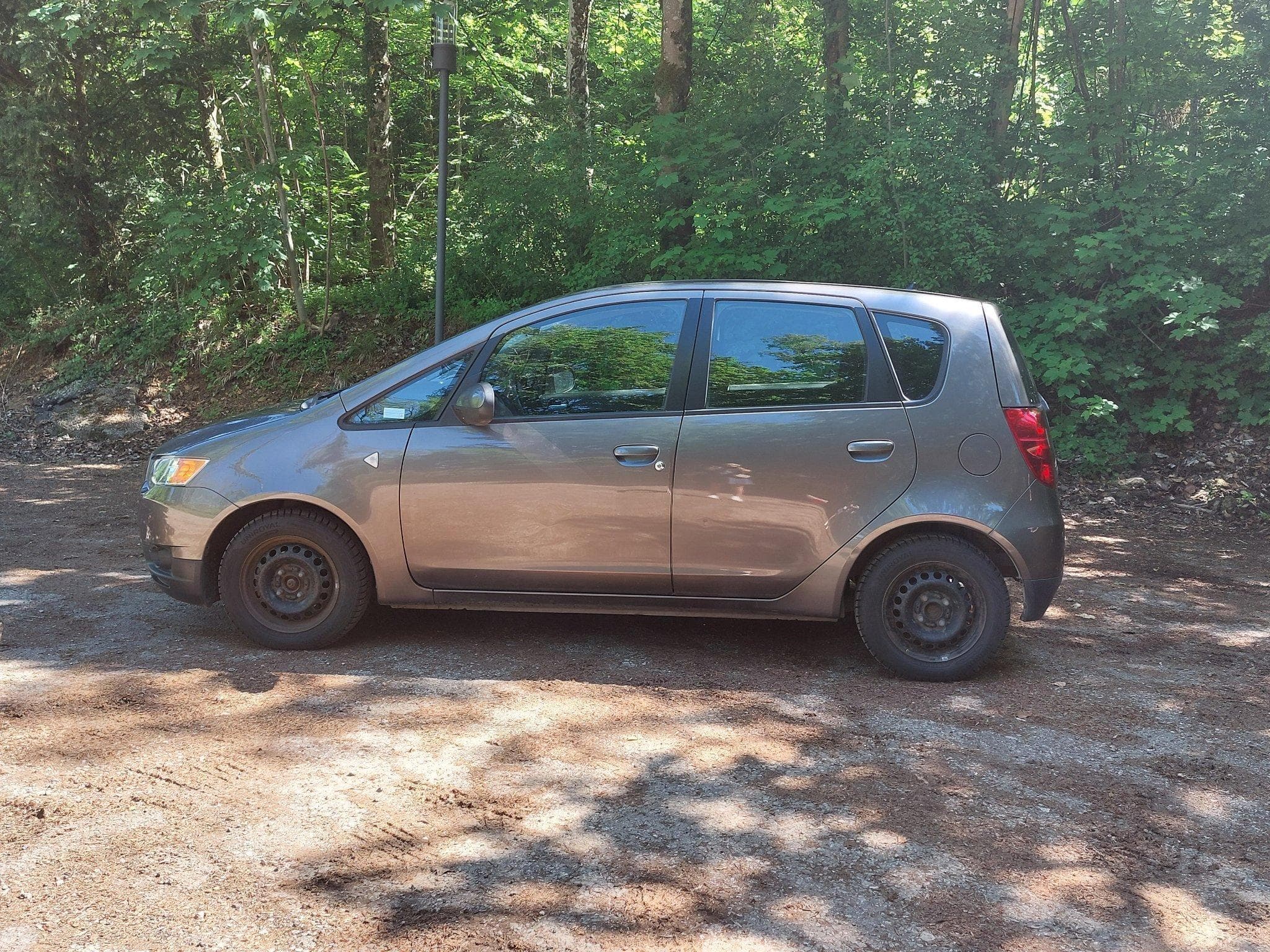 Mitsubishi Colt (2011) - Photo 13