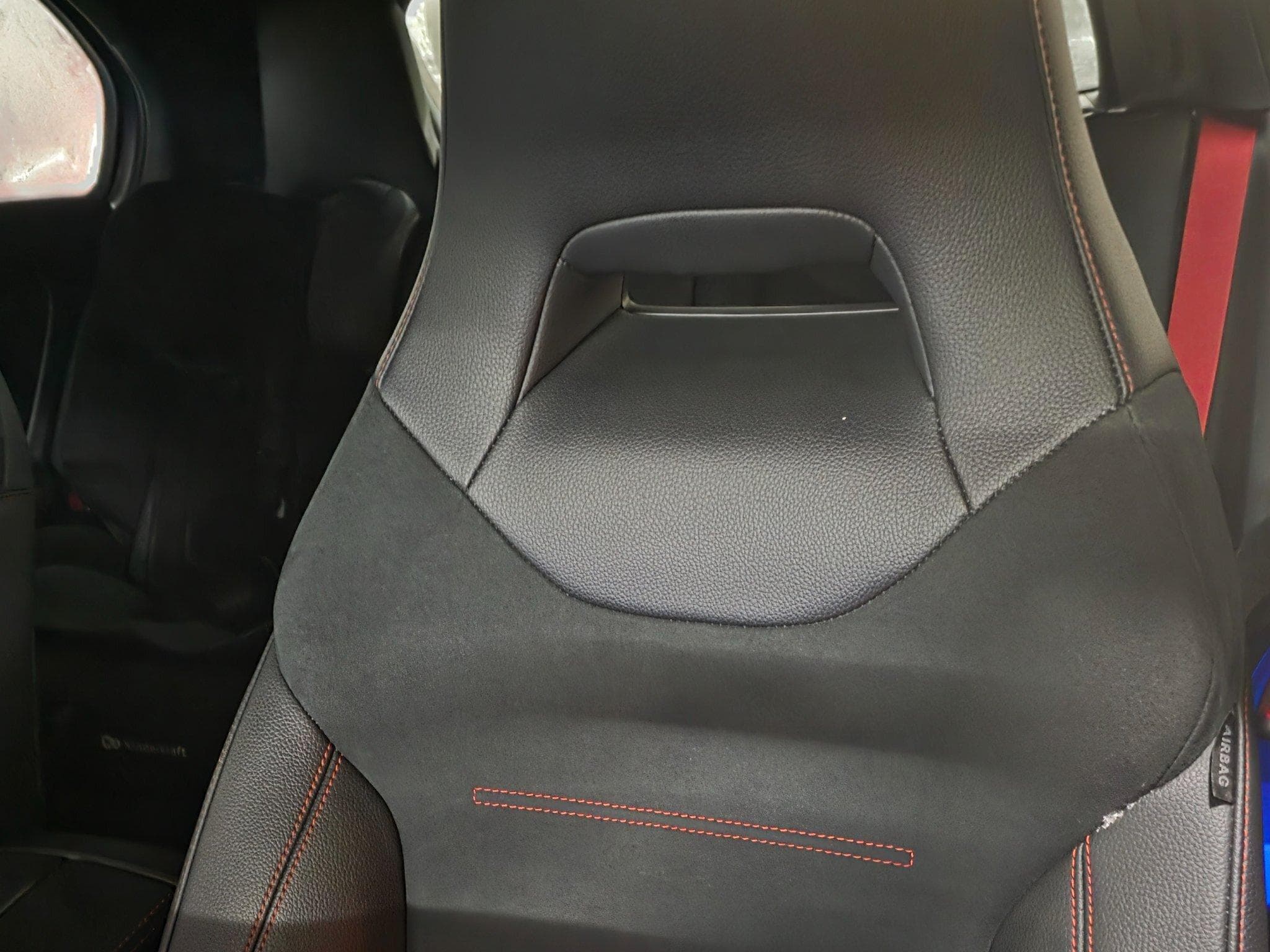 Mercedes A 35 AMG AMG (2021) - Photo 6