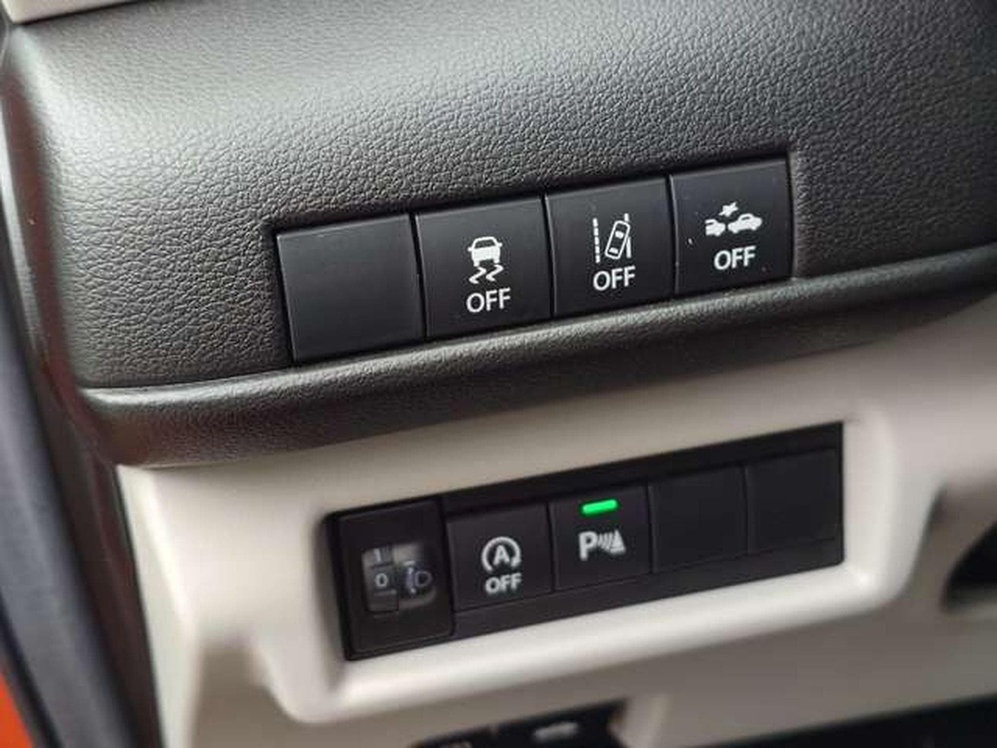 Suzuki Swift Swift 1.2i SHVS Grand Luxe 12V (2025) - Foto 13